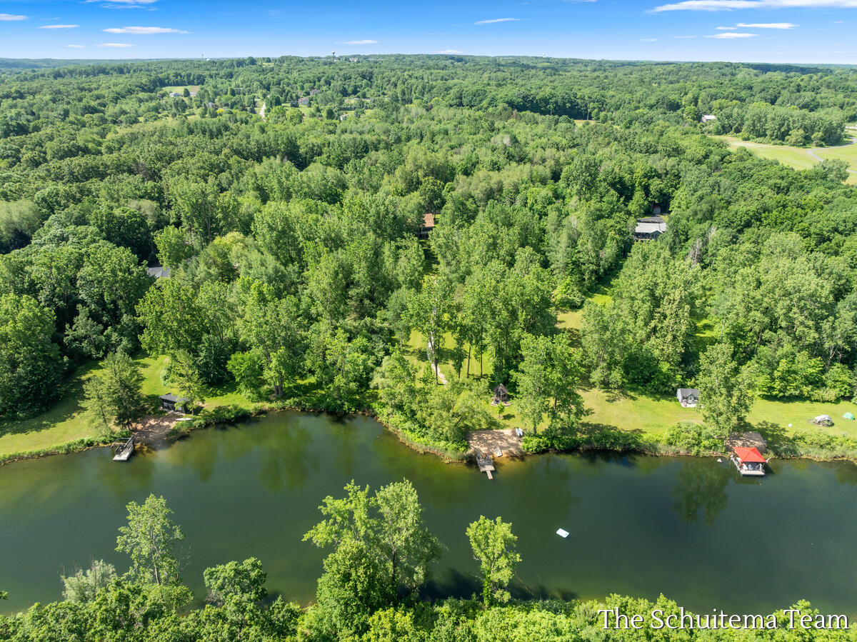 10155 Rogue Pond Drive NE Rockford MI 49341