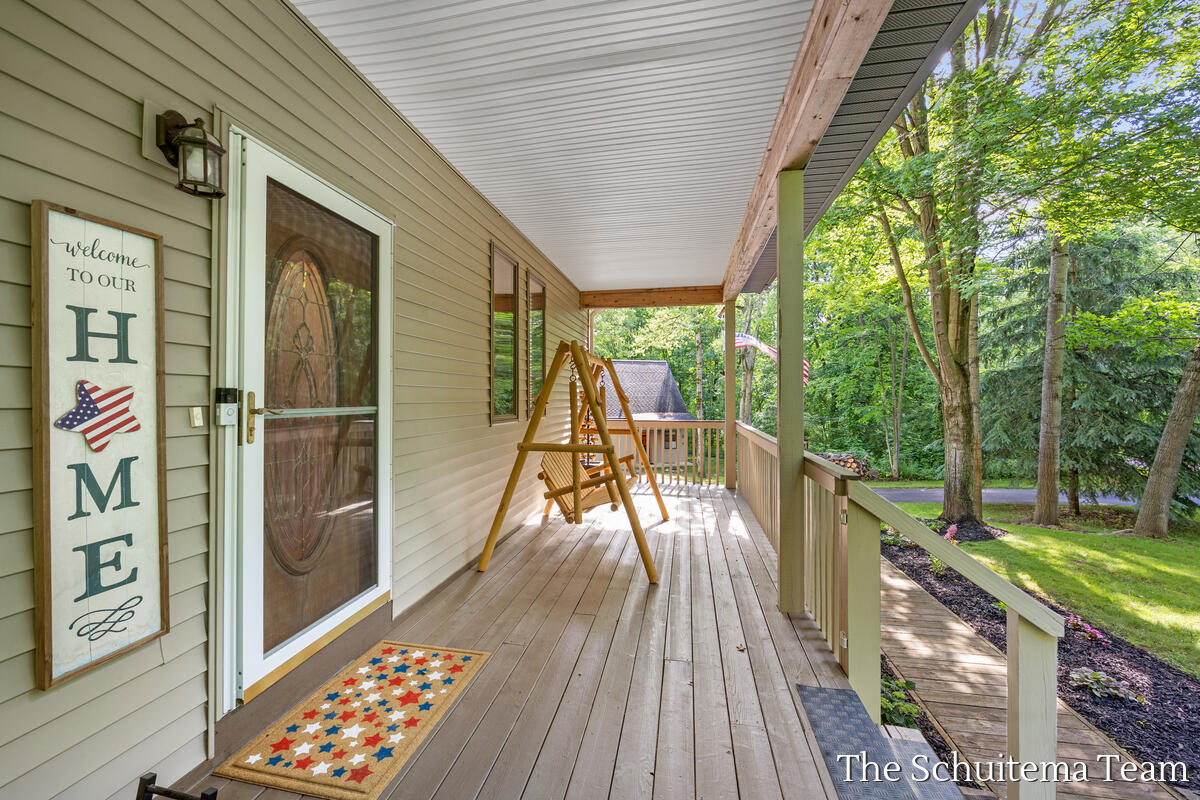 10155 Rogue Pond Drive NE Rockford MI 49341