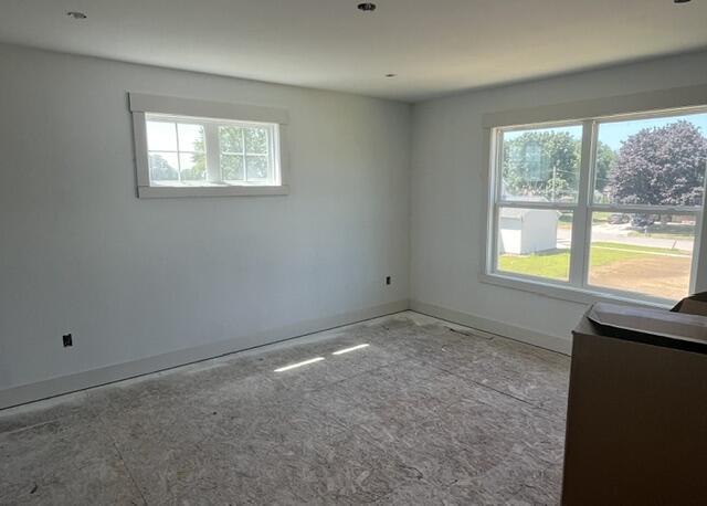 671 Waterford Village Drive NW Grand Rapids MI 49534