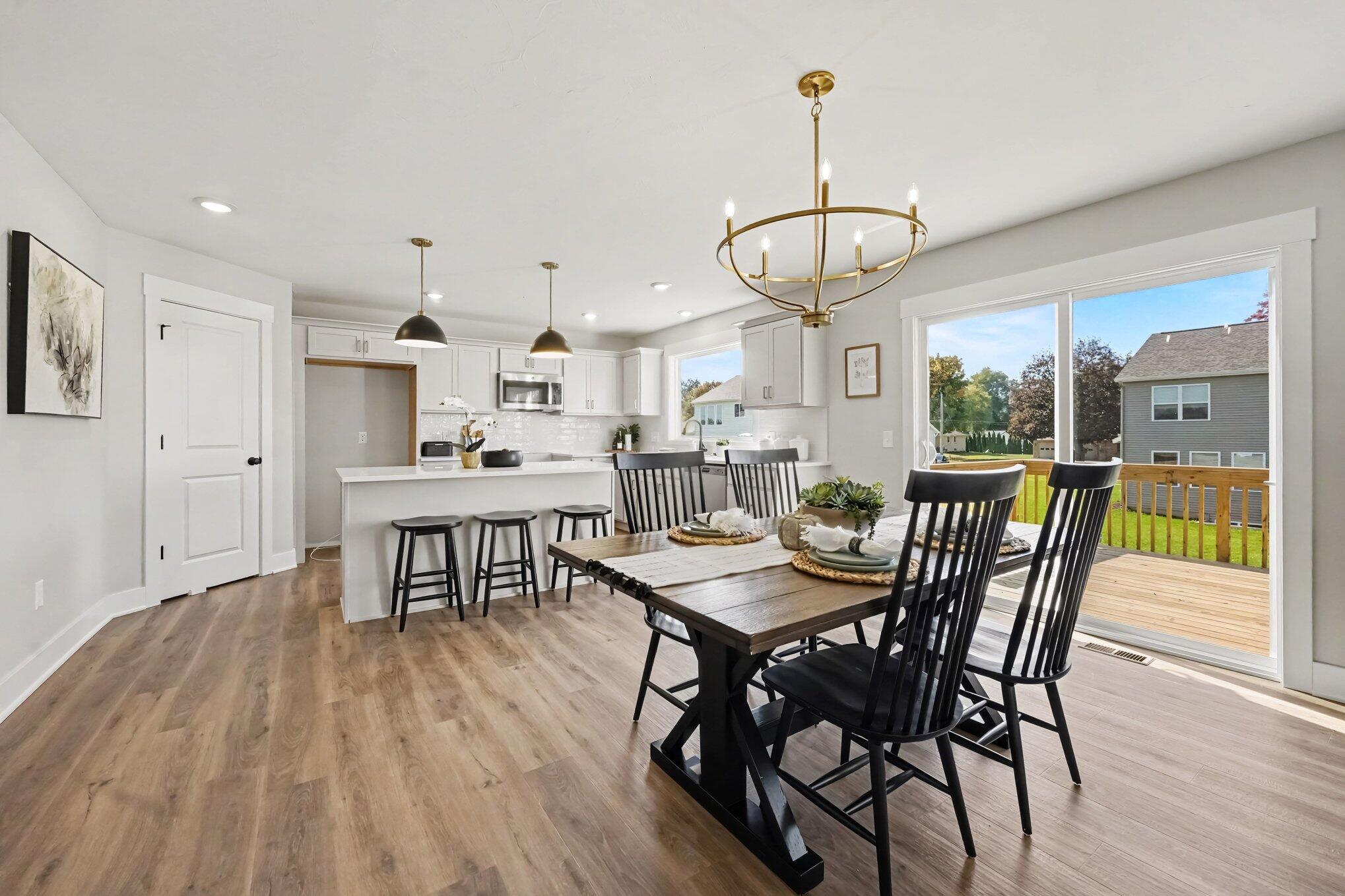 671 Waterford Village Drive NW Grand Rapids MI 49534