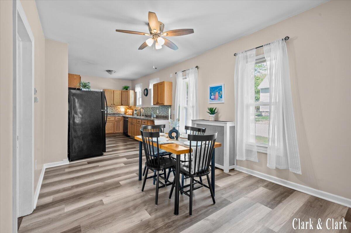 529 Carrier Street NE Grand Rapids MI 49505