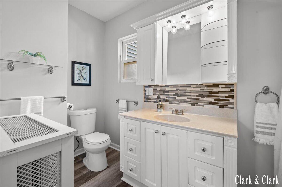 529 Carrier Street NE Grand Rapids MI 49505