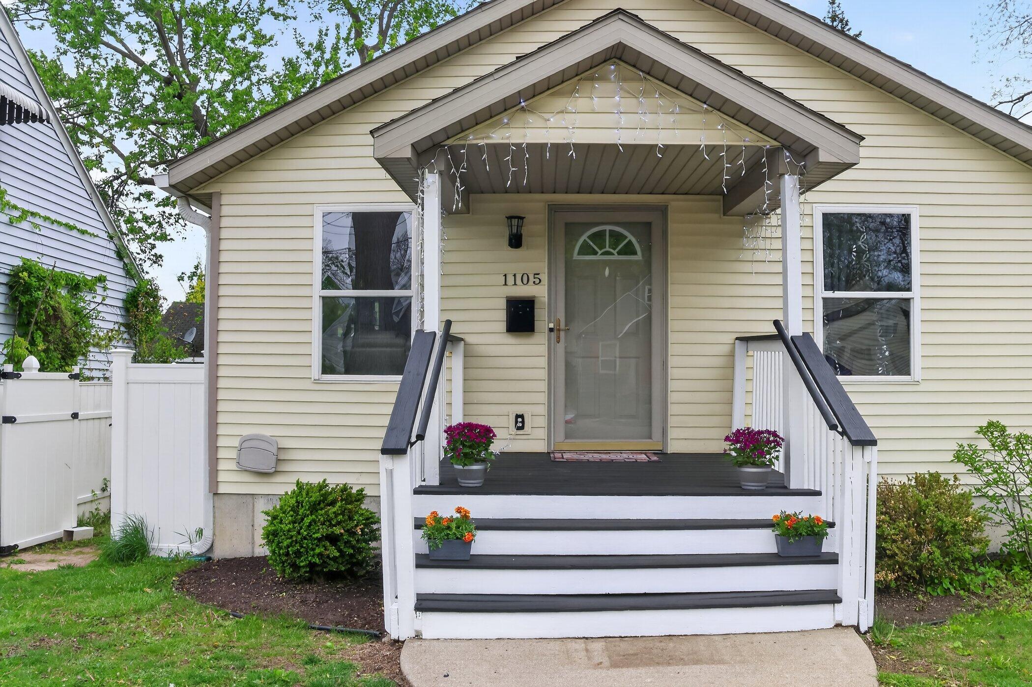 1105 Hazen Street SE Grand Rapids MI 49507