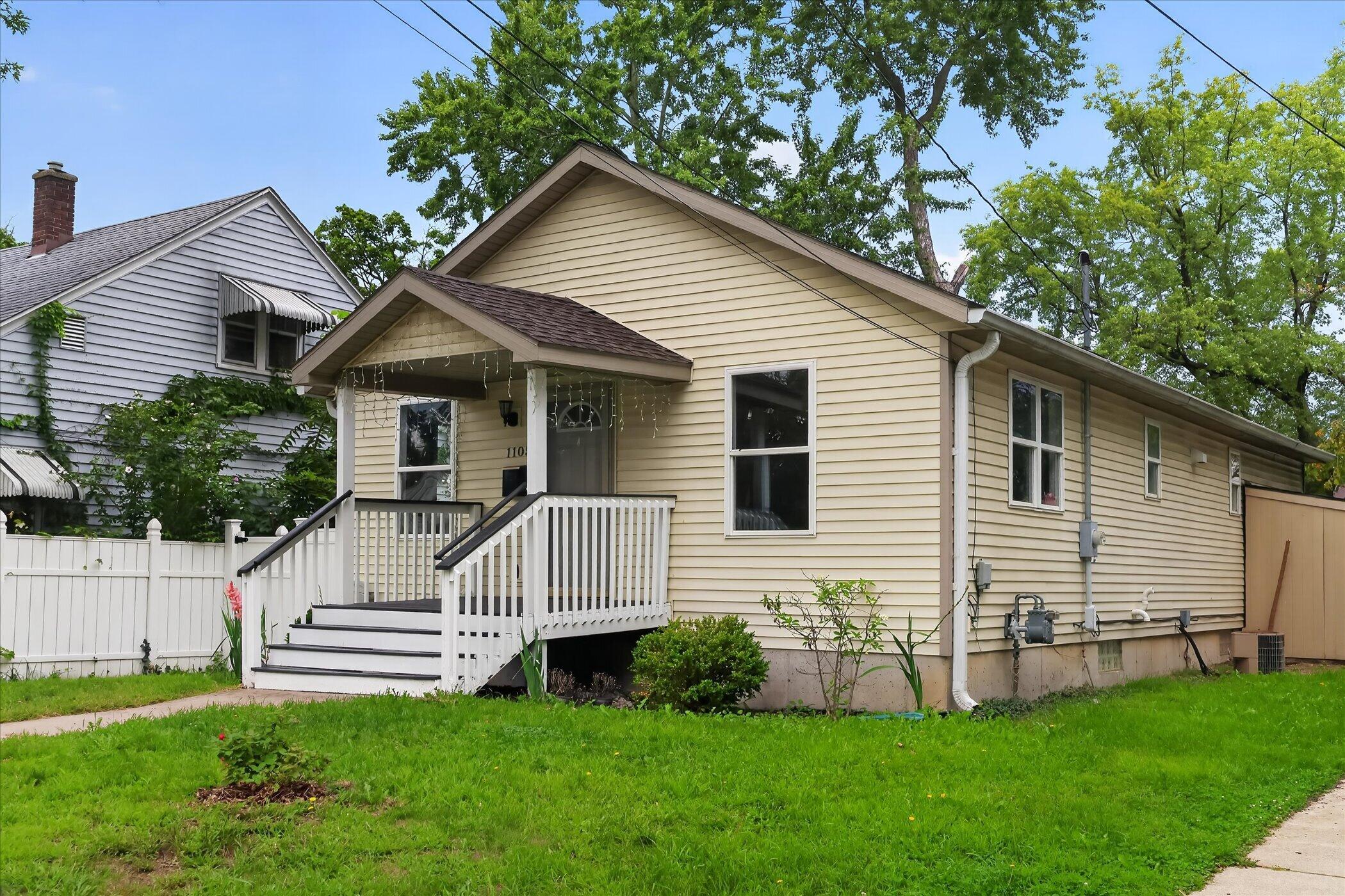 1105 Hazen Street SE Grand Rapids MI 49507