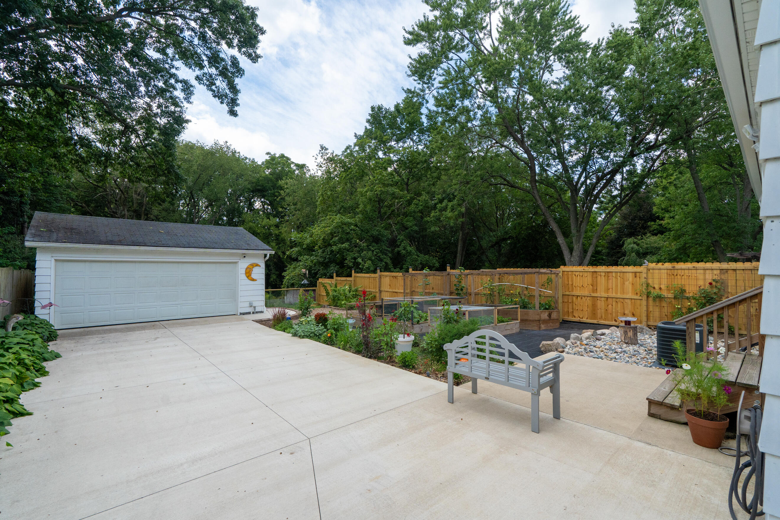 1707 Texel Drive Kalamazoo MI 49048