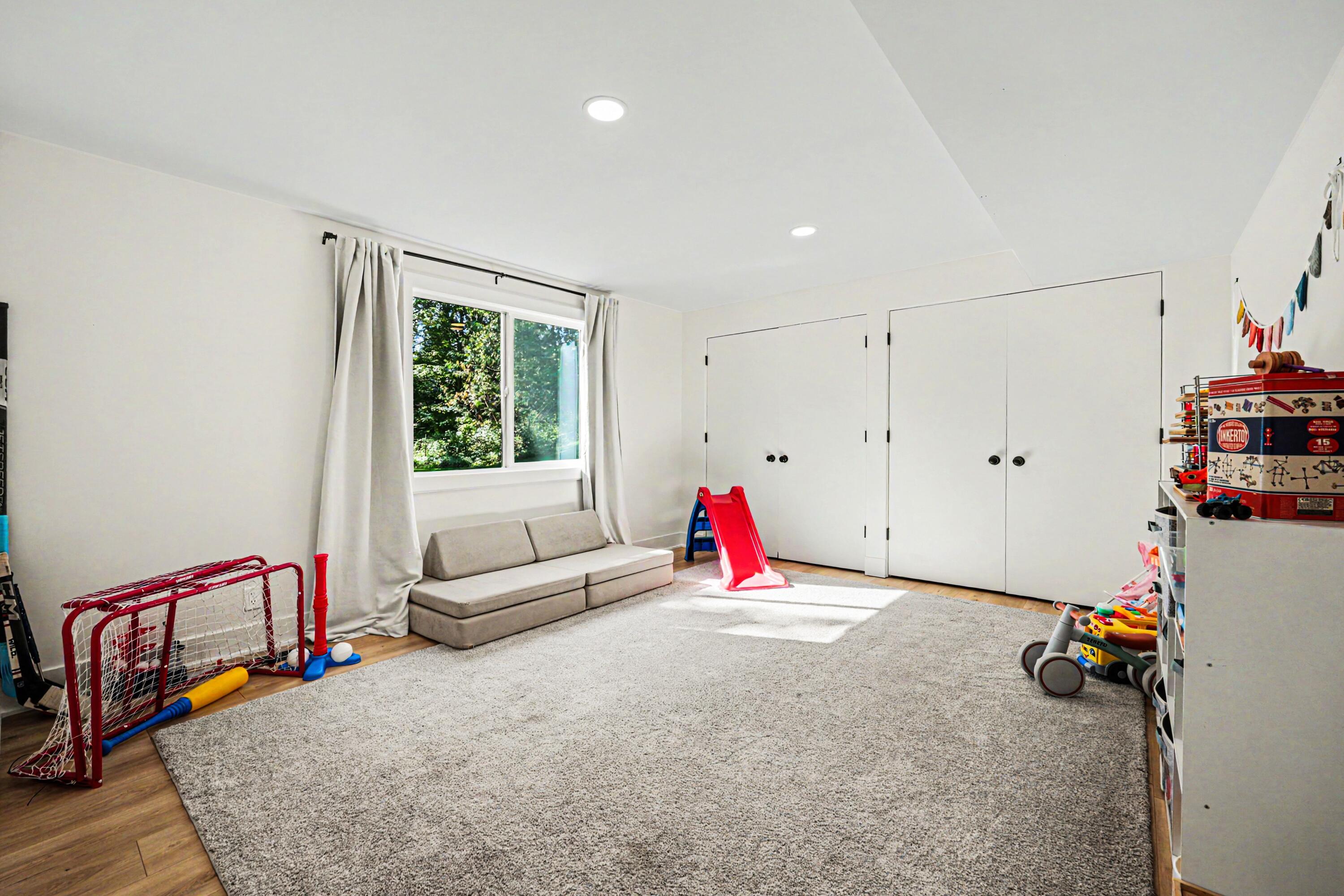 2834 Northville Drive NE Grand Rapids MI 49525