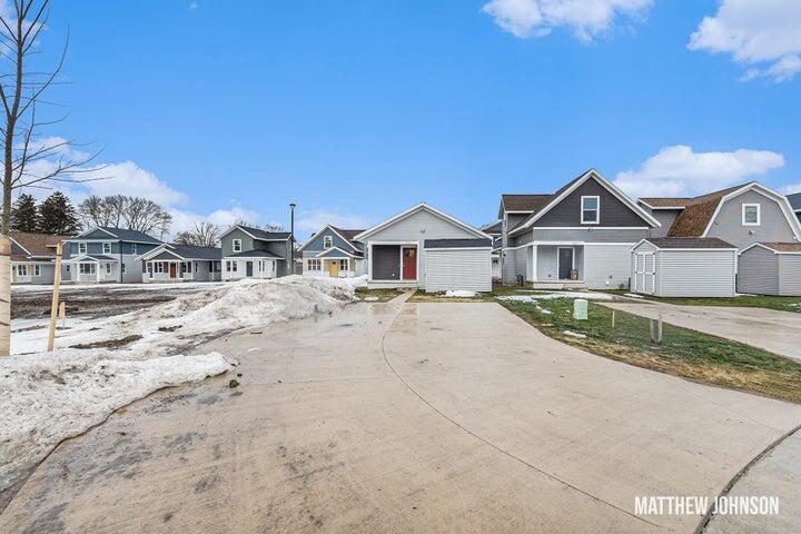 2096 Willard Avenue SE Grand Rapids MI 49507