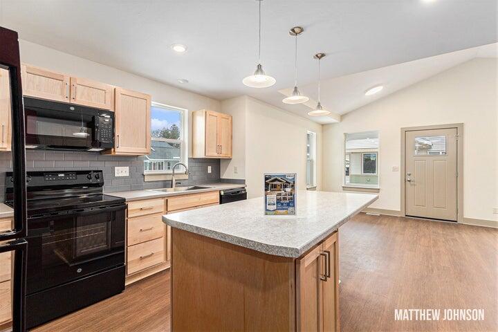 2096 Willard Avenue SE Grand Rapids MI 49507