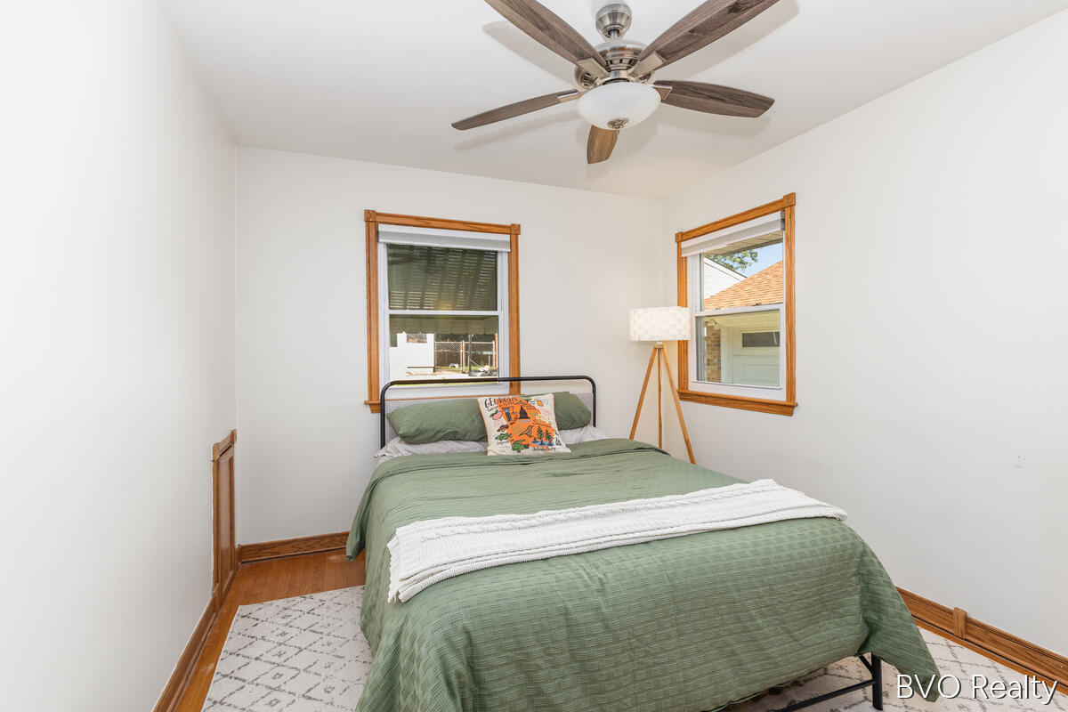 1843 Plymouth Terrace SE Grand Rapids MI 49506