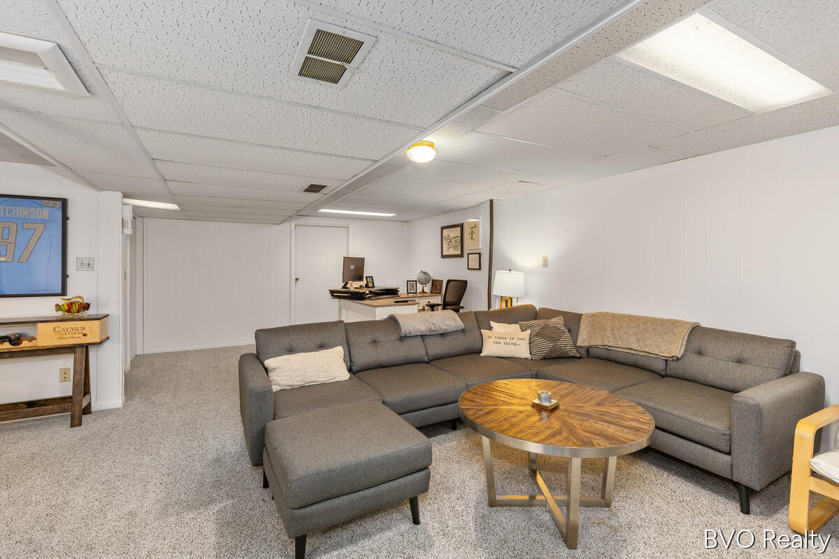 1843 Plymouth Terrace SE Grand Rapids MI 49506