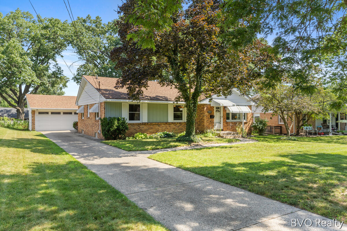 1843 Plymouth Terrace SE Grand Rapids MI 49506