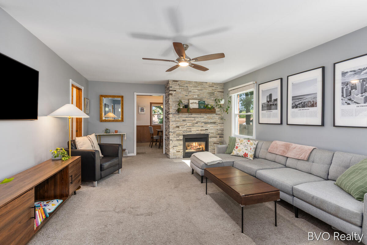 1843 Plymouth Terrace SE Grand Rapids MI 49506