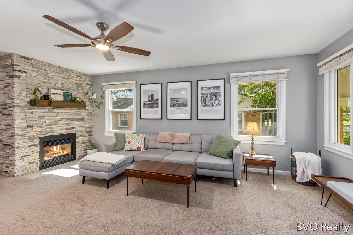 1843 Plymouth Terrace SE Grand Rapids MI 49506