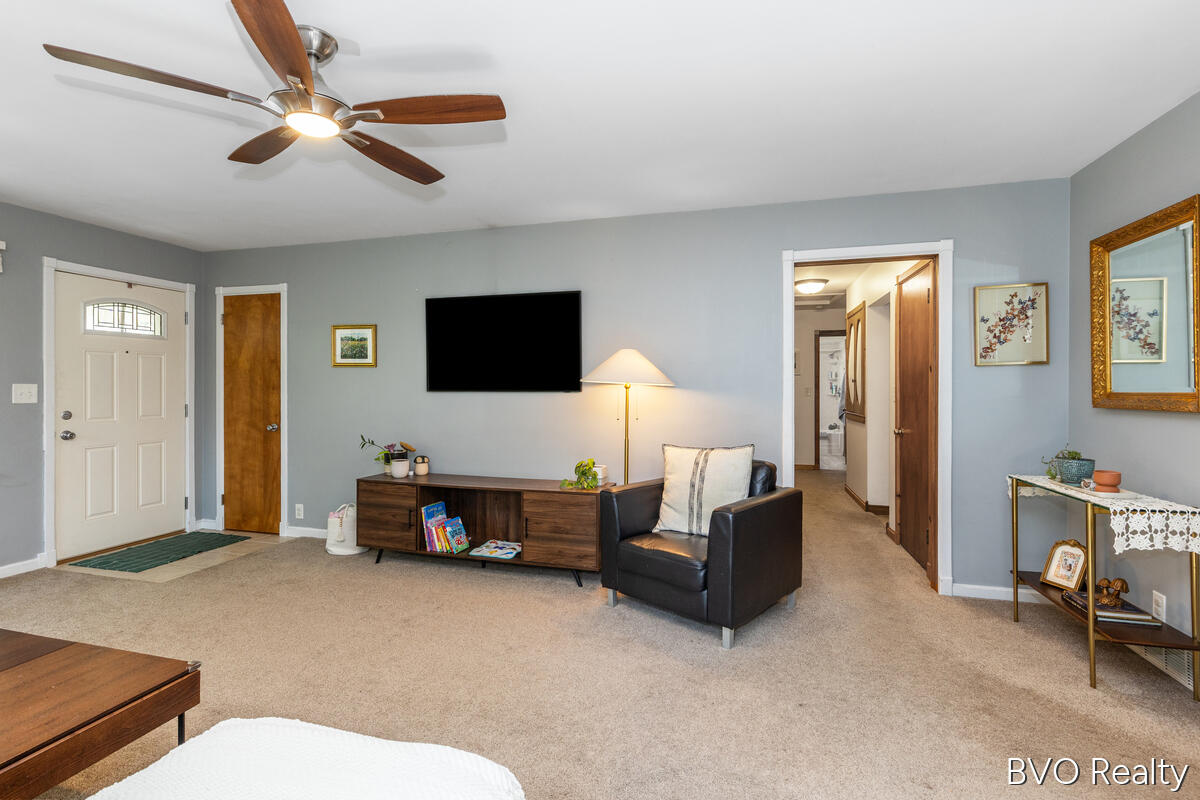1843 Plymouth Terrace SE Grand Rapids MI 49506