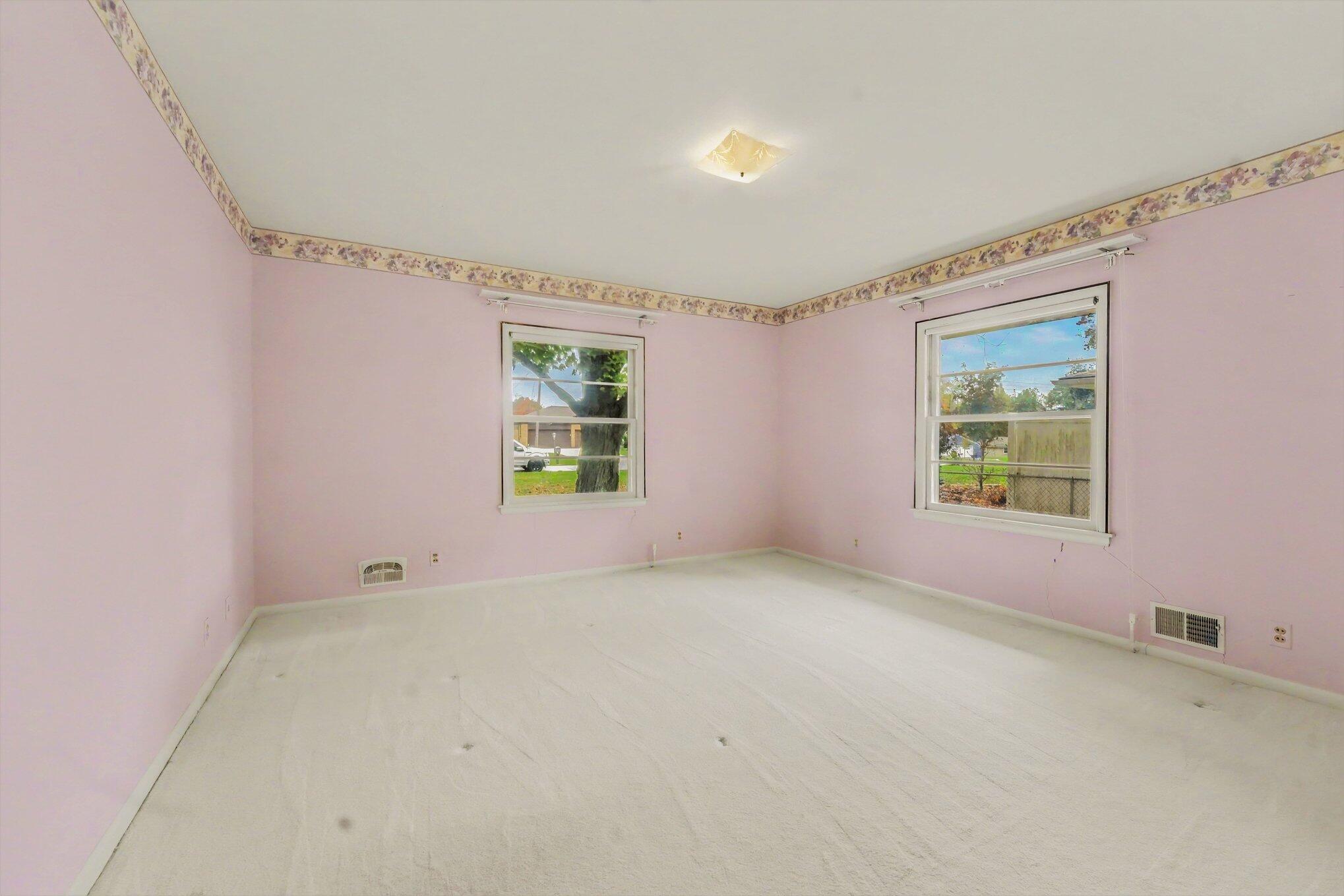 1005 Carpenter Avenue NW Grand Rapids MI 49504