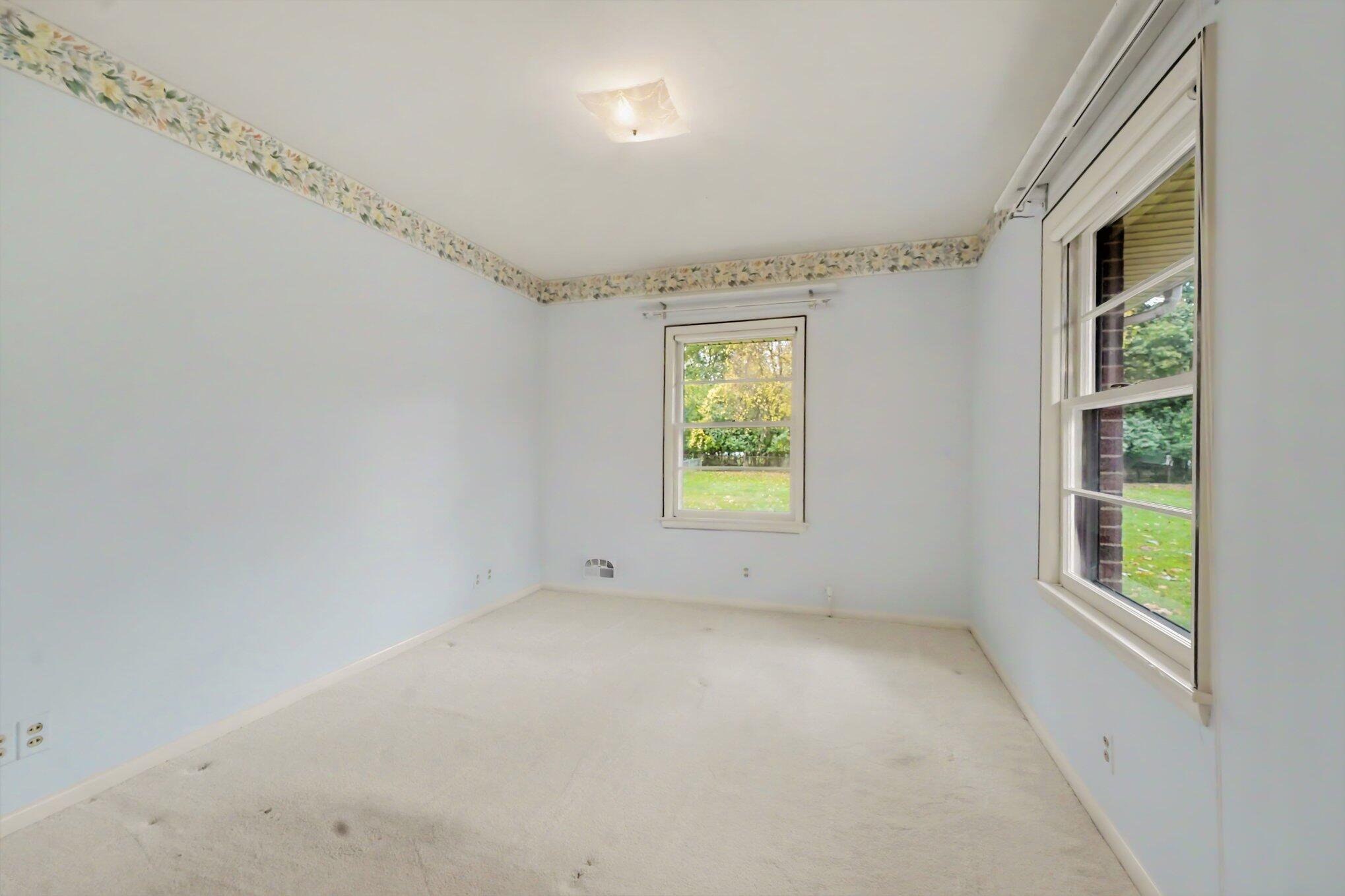 1005 Carpenter Avenue NW Grand Rapids MI 49504