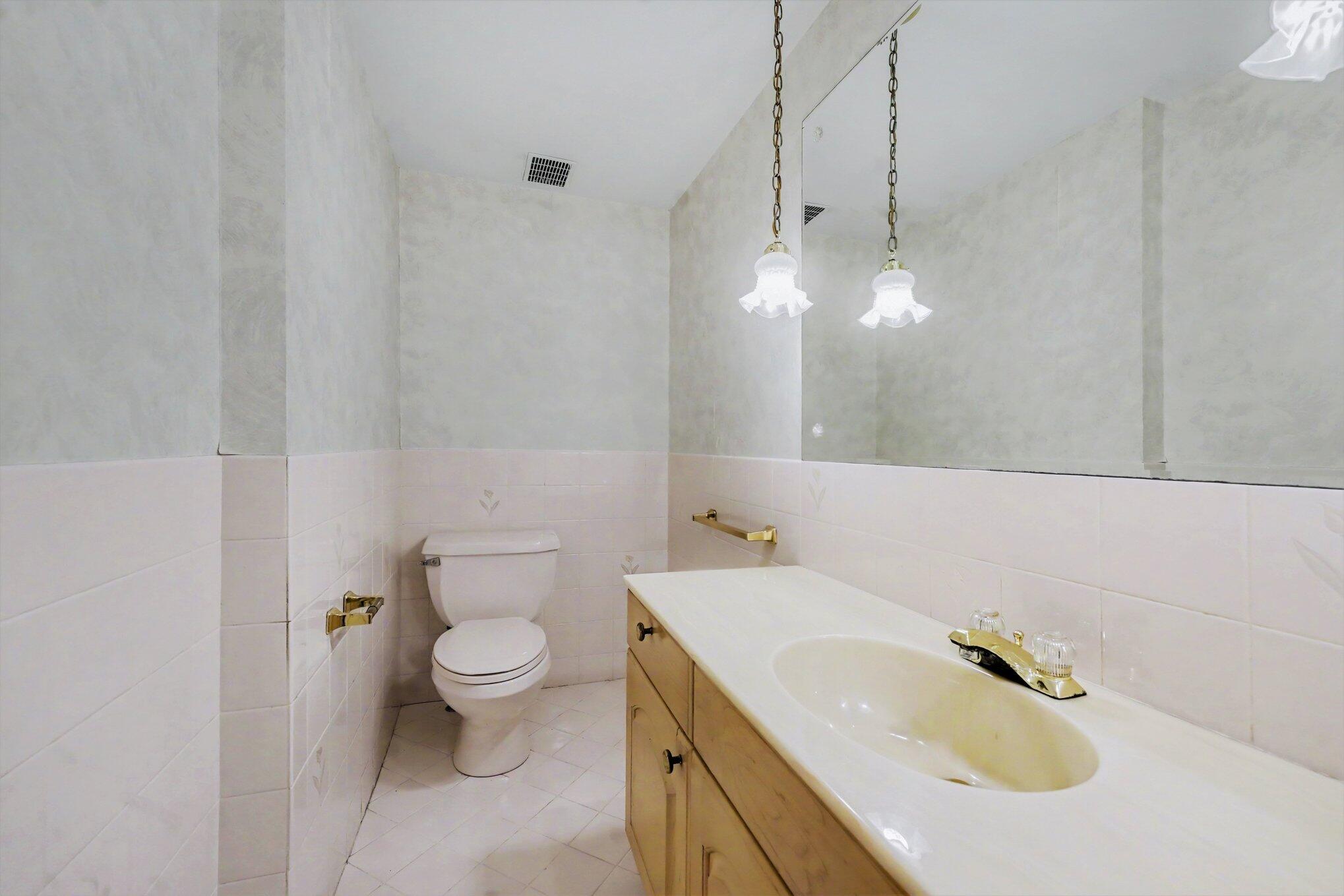 1005 Carpenter Avenue NW Grand Rapids MI 49504