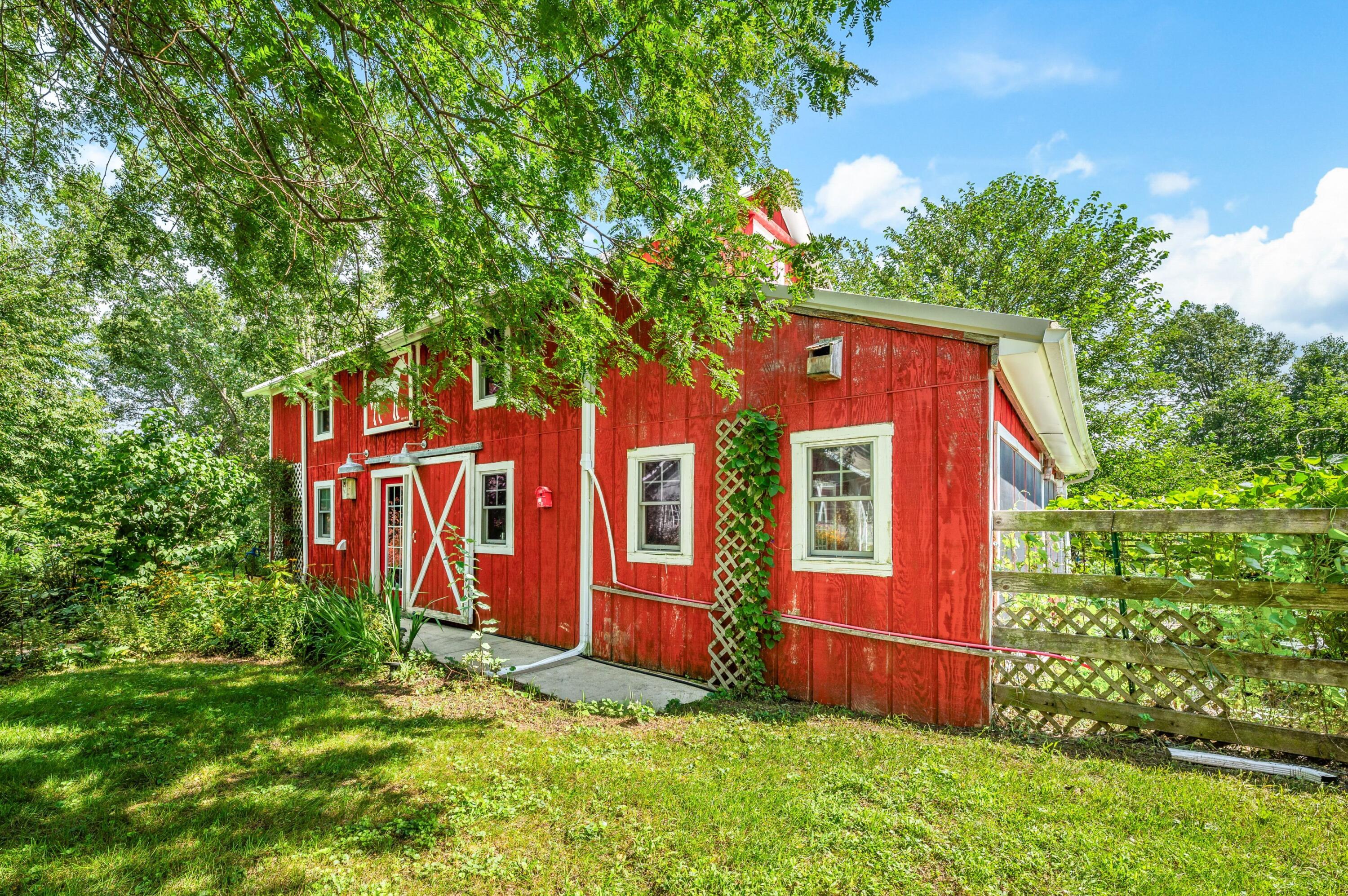 8467 S Scottdale Road Berrien Springs MI 49103