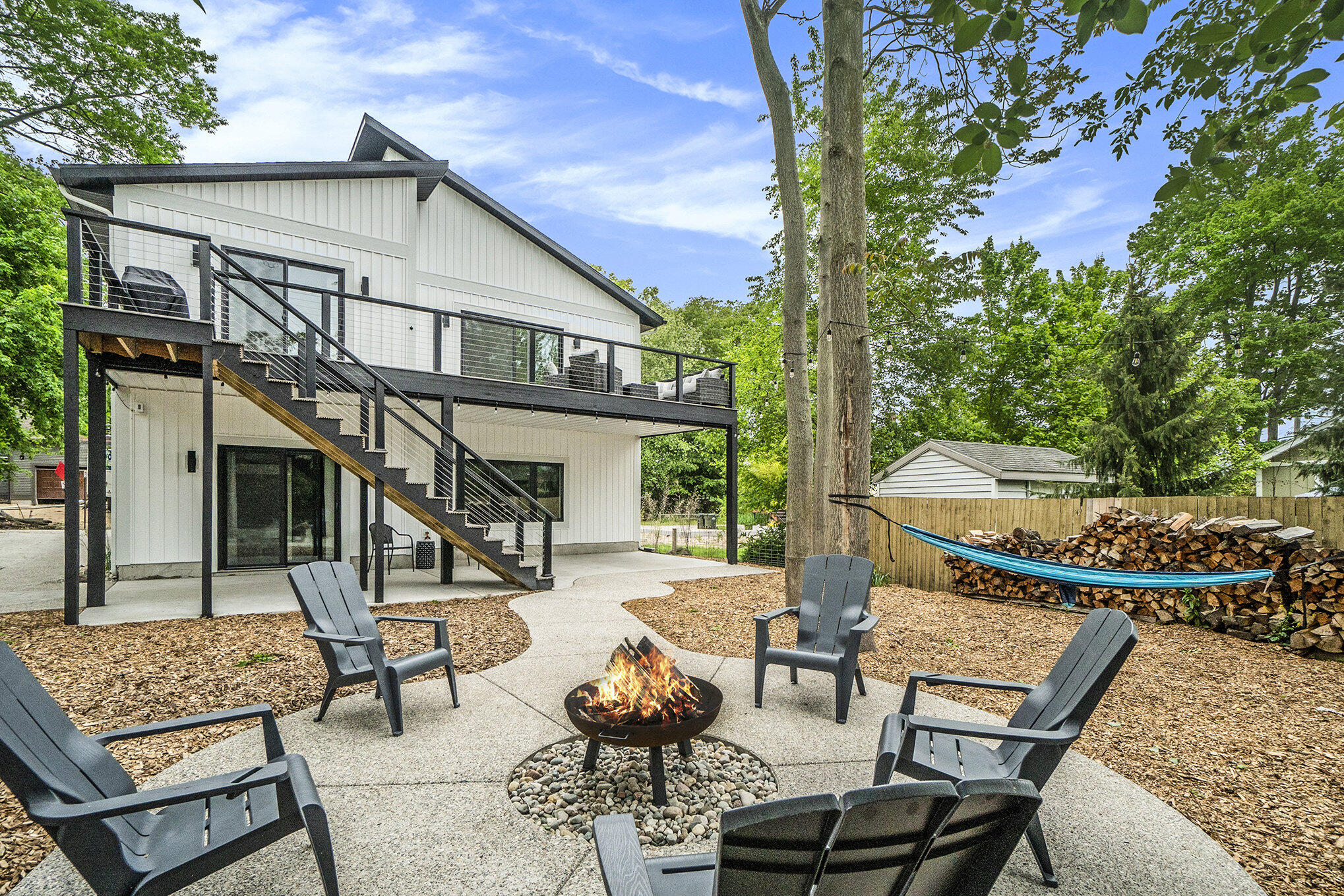 3220 Lakeshore Drive Muskegon MI 49441