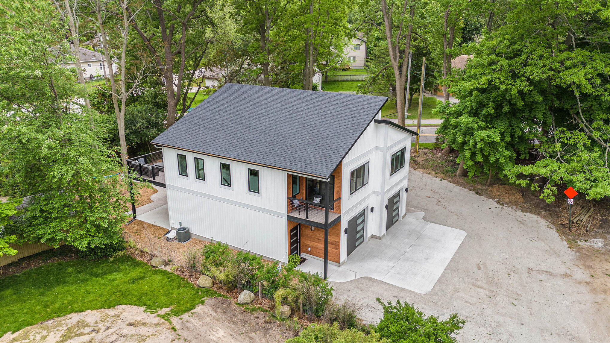 3220 Lakeshore Drive Muskegon MI 49441