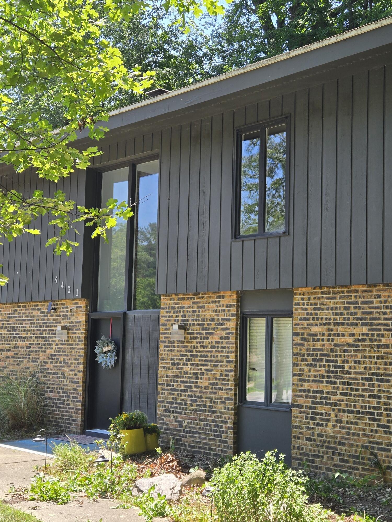 3431 Tricklewood Drive SE Grand Rapids MI 49546