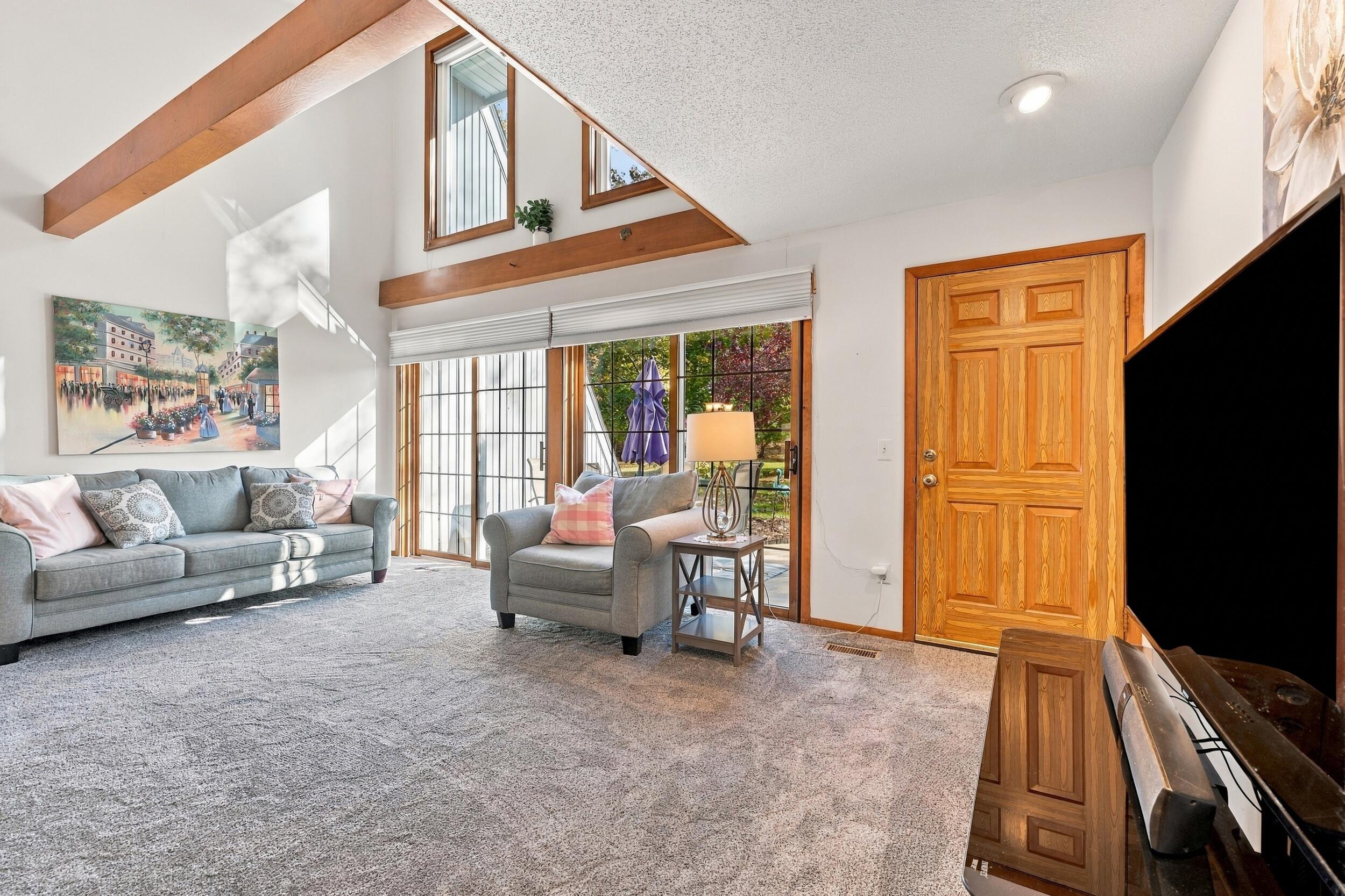 2560 Knapp Street NE Grand Rapids MI 49505