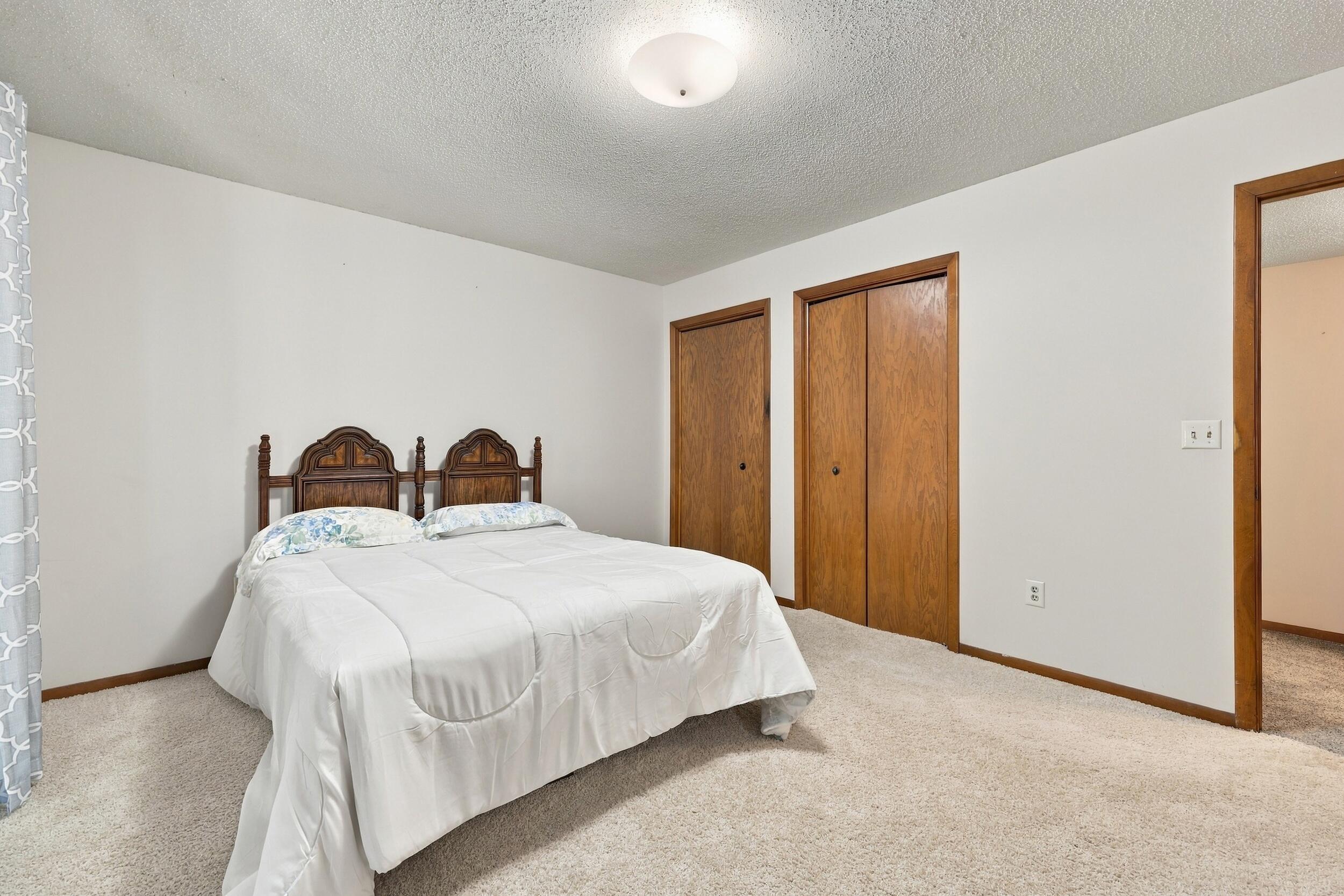 2560 Knapp Street NE Grand Rapids MI 49505