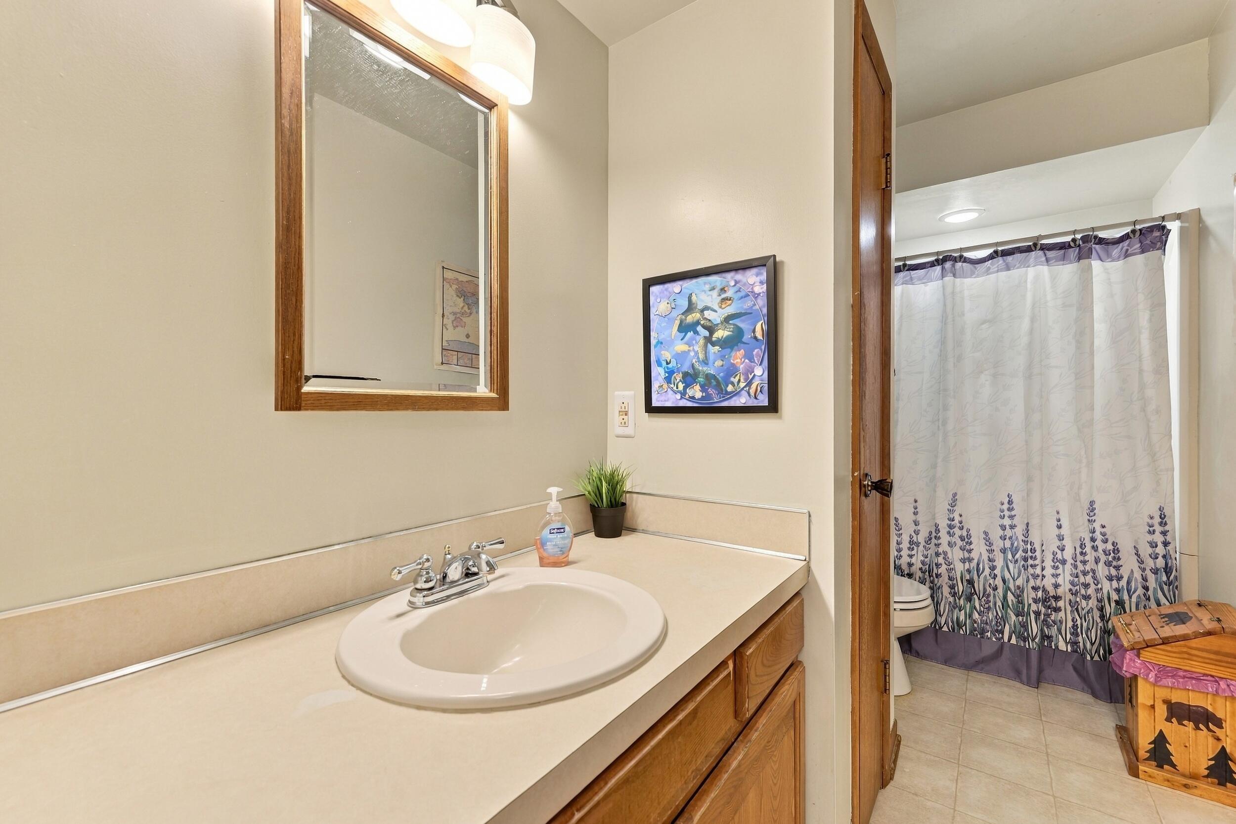 2560 Knapp Street NE Grand Rapids MI 49505