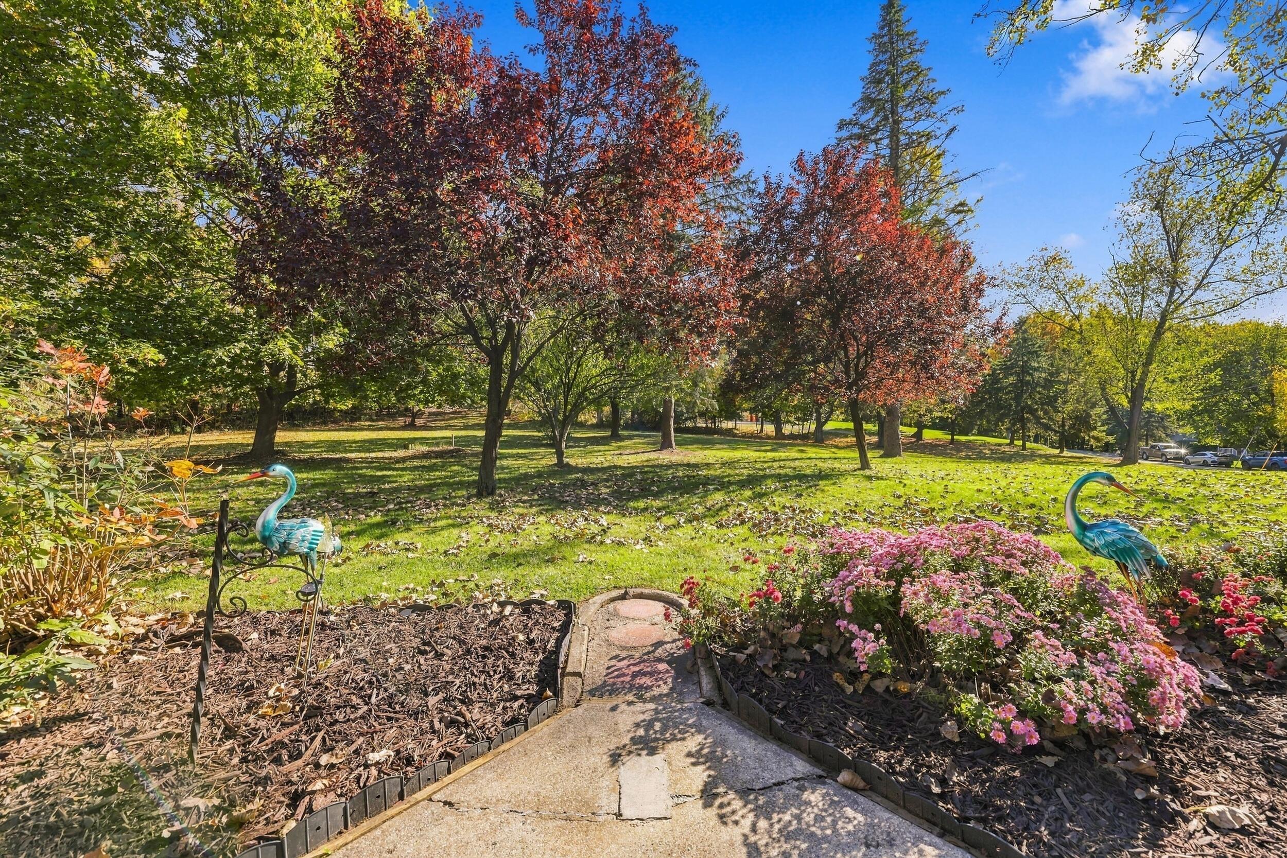 2560 Knapp Street NE Grand Rapids MI 49505