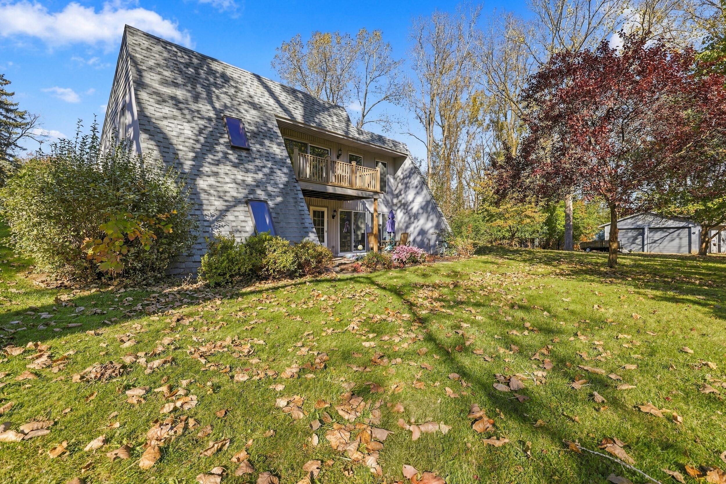 2560 Knapp Street NE Grand Rapids MI 49505