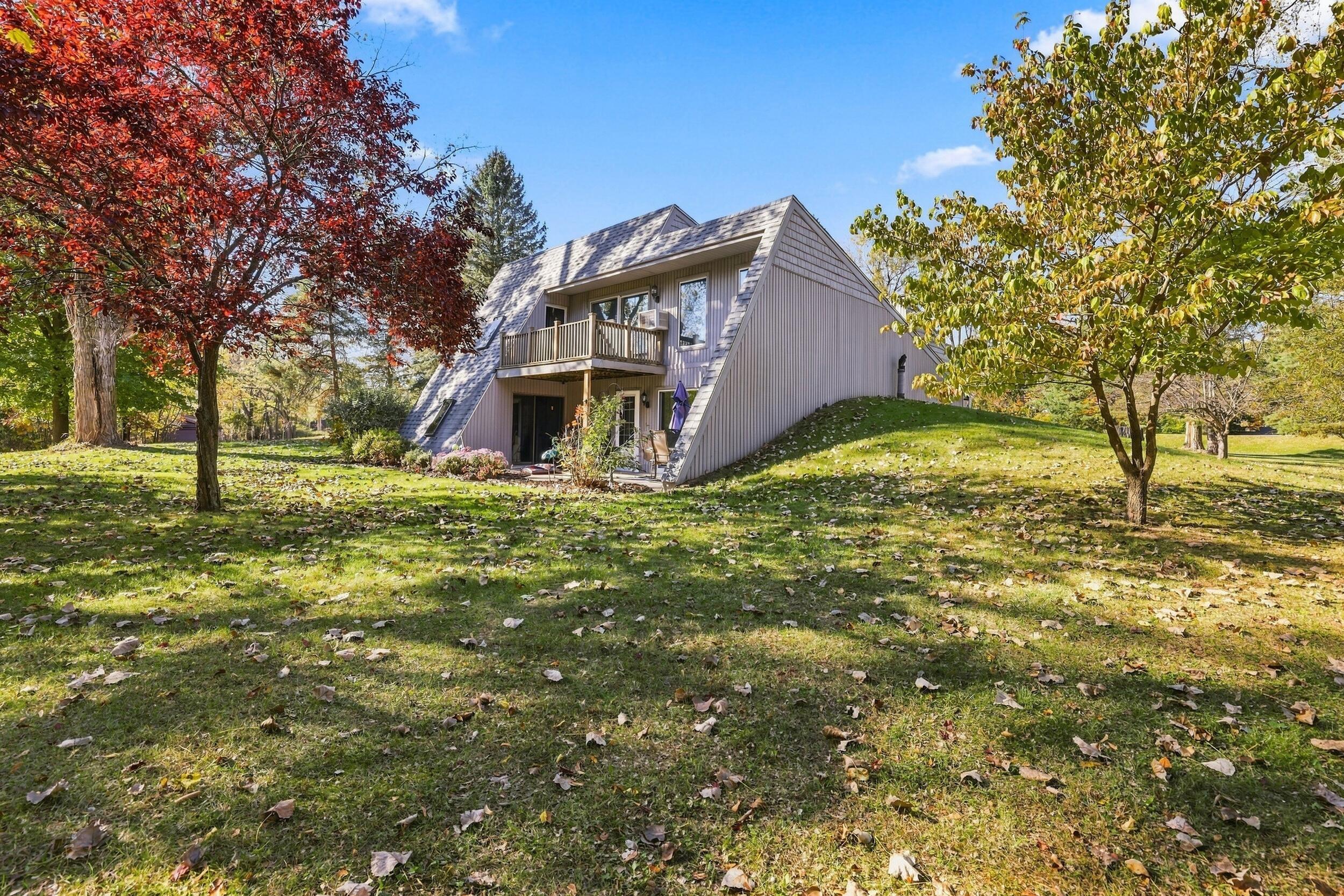 2560 Knapp Street NE Grand Rapids MI 49505