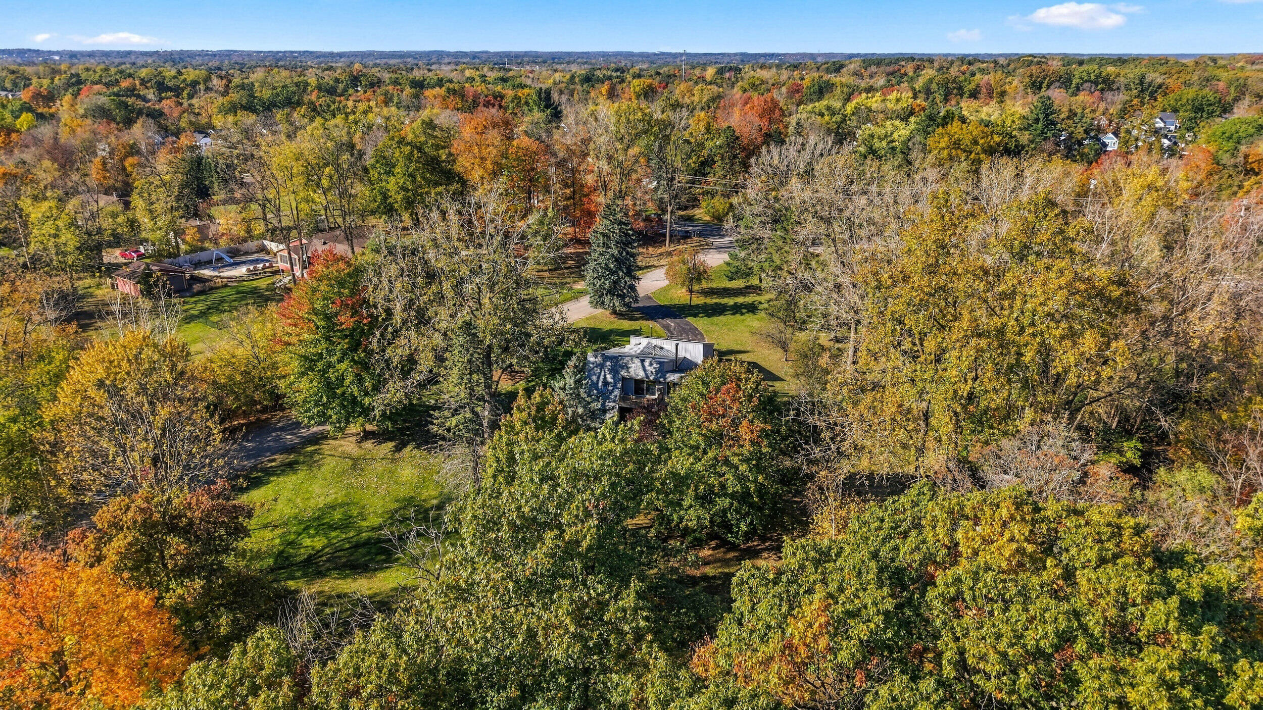 2560 Knapp Street NE Grand Rapids MI 49505