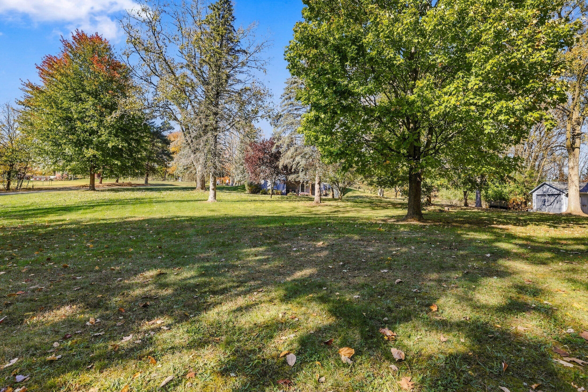 2560 Knapp Street NE Grand Rapids MI 49505