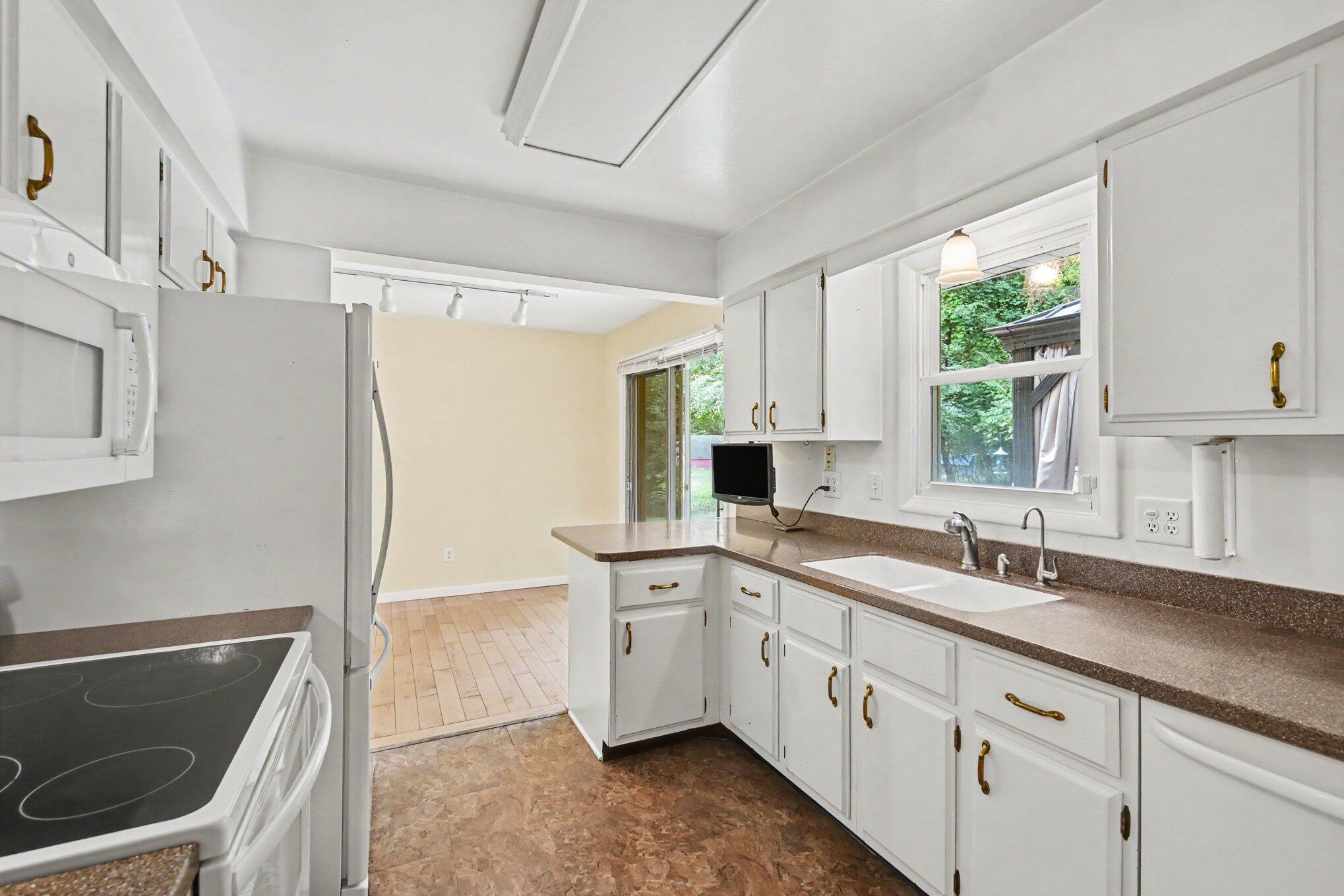 209 Cherry Hill Street Kalamazoo MI 49006