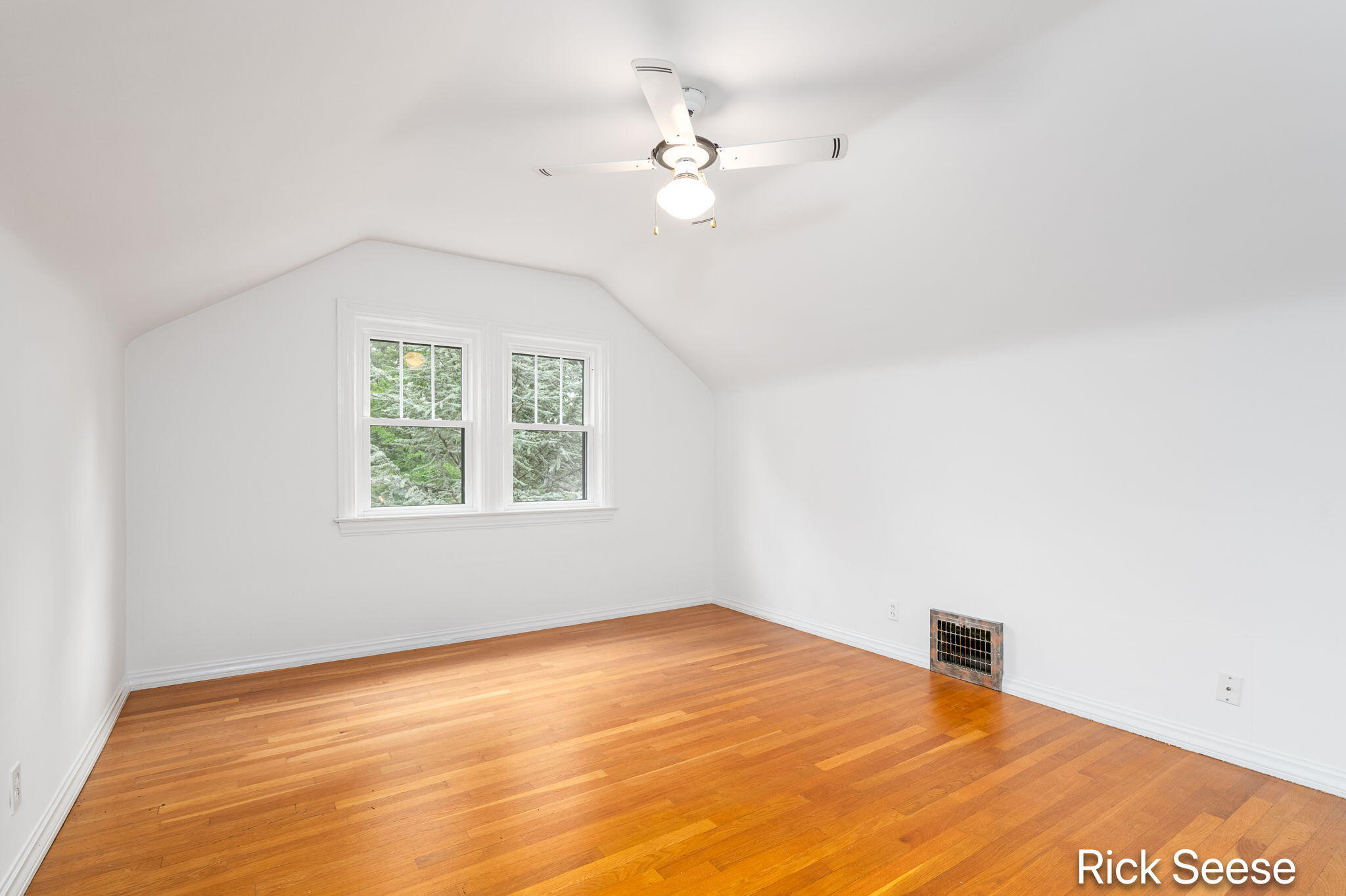 2344 Madison Avenue SE Grand Rapids MI 49507