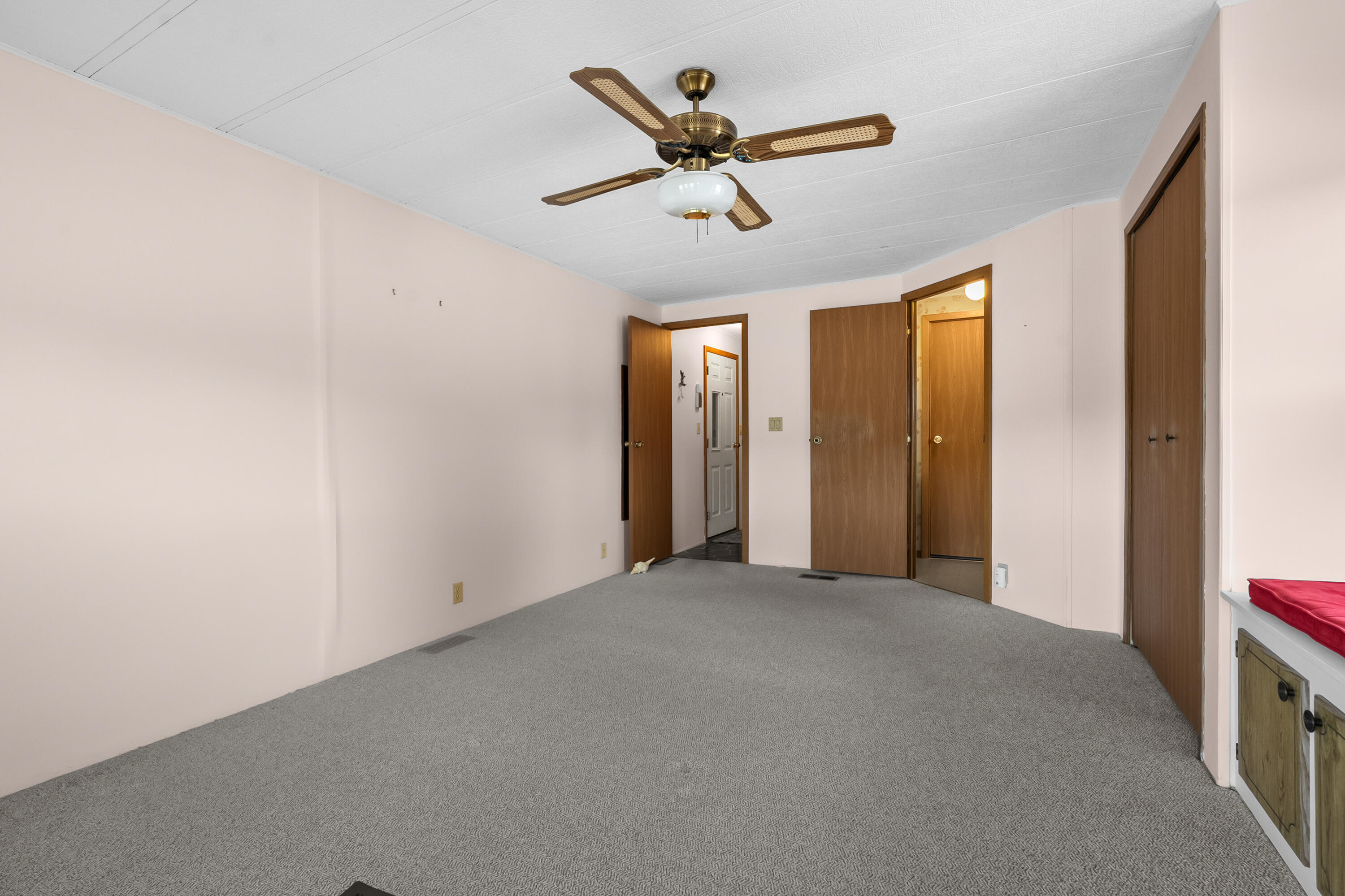 6375 Medford Way Kalamazoo MI 49009