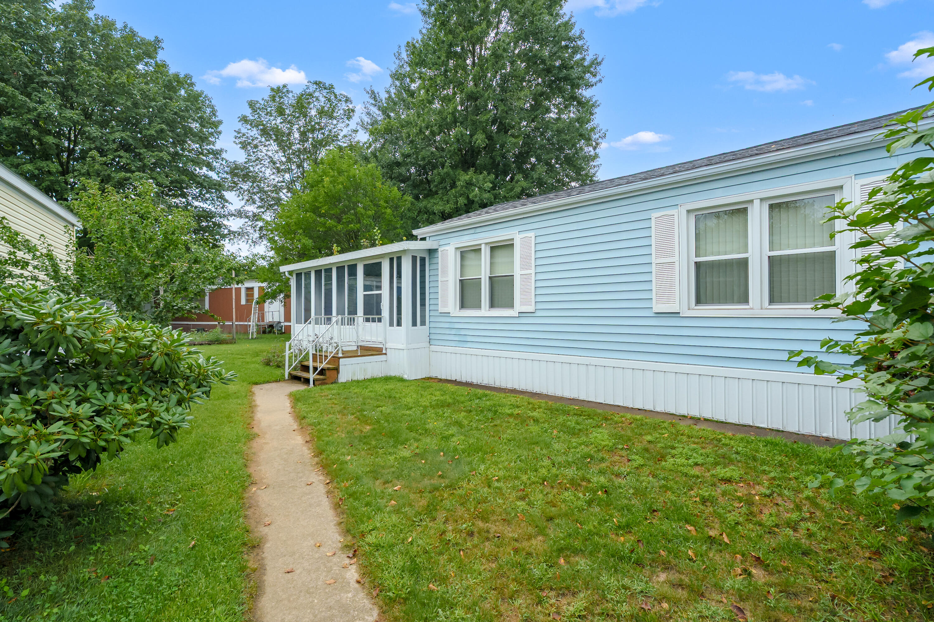 6375 Medford Way Kalamazoo MI 49009