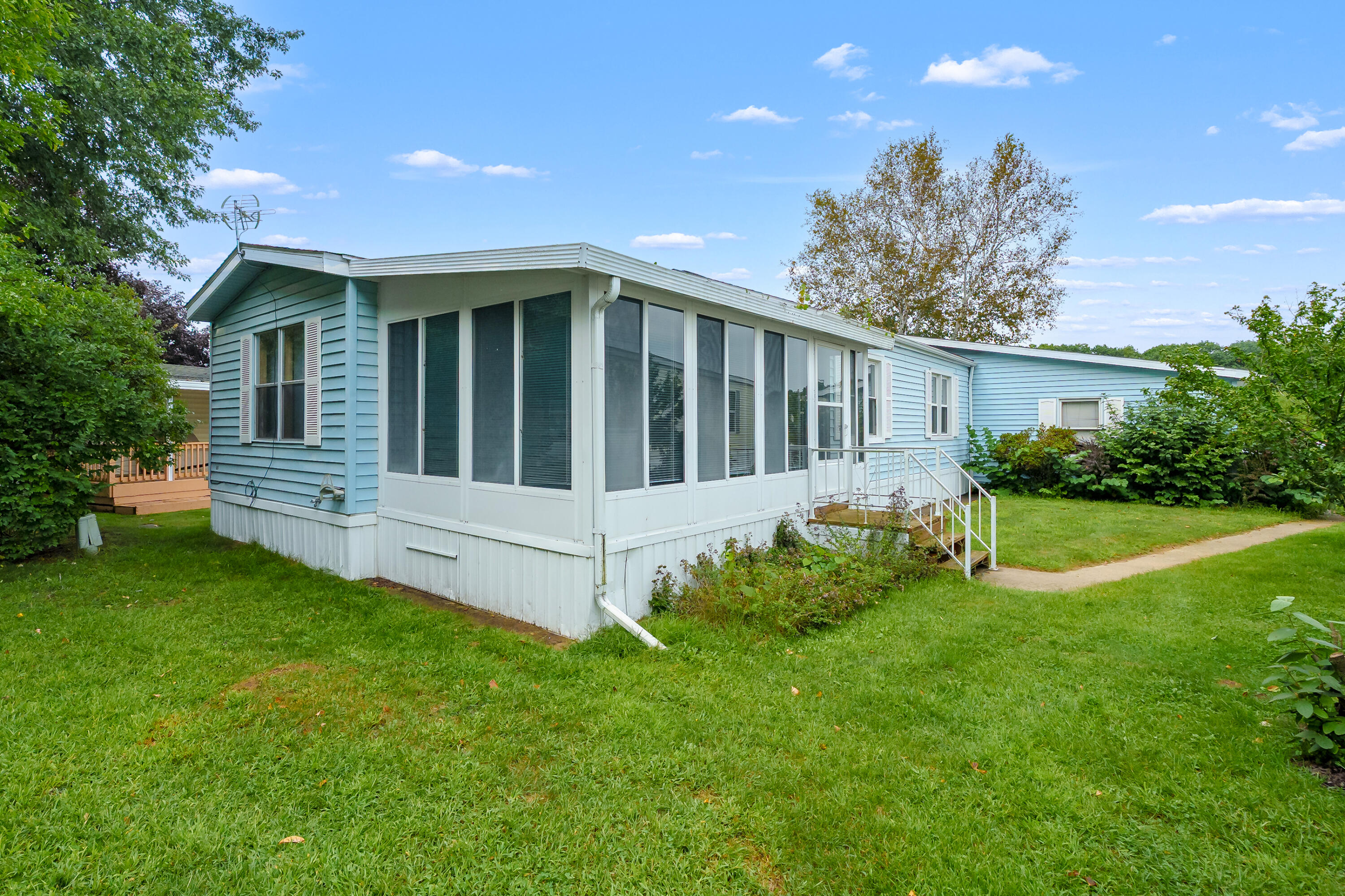6375 Medford Way Kalamazoo MI 49009