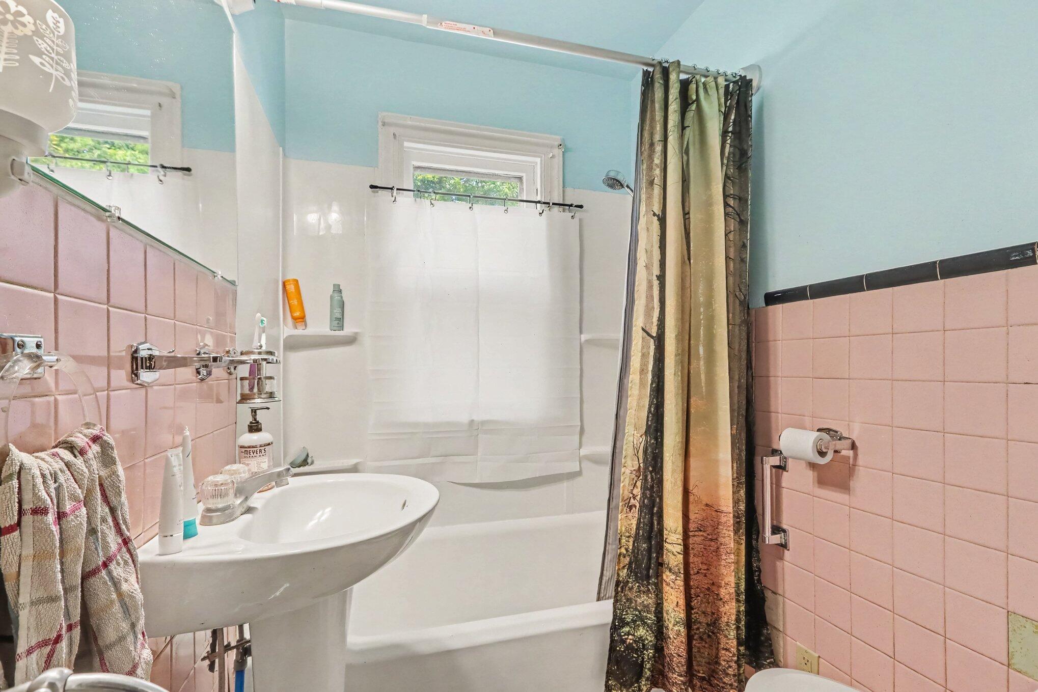 2523 Schippers Lane Kalamazoo MI 49048