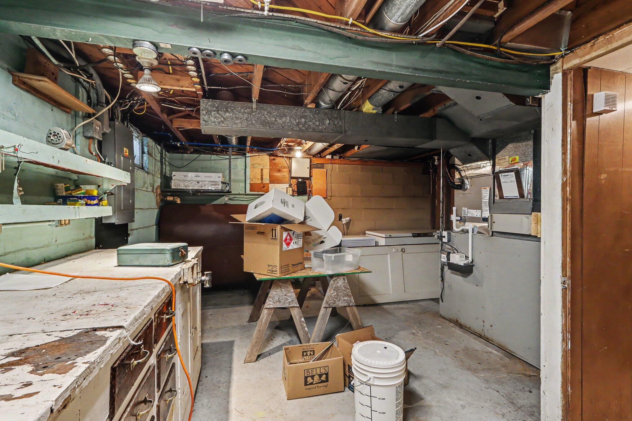 2523 Schippers Lane Kalamazoo MI 49048