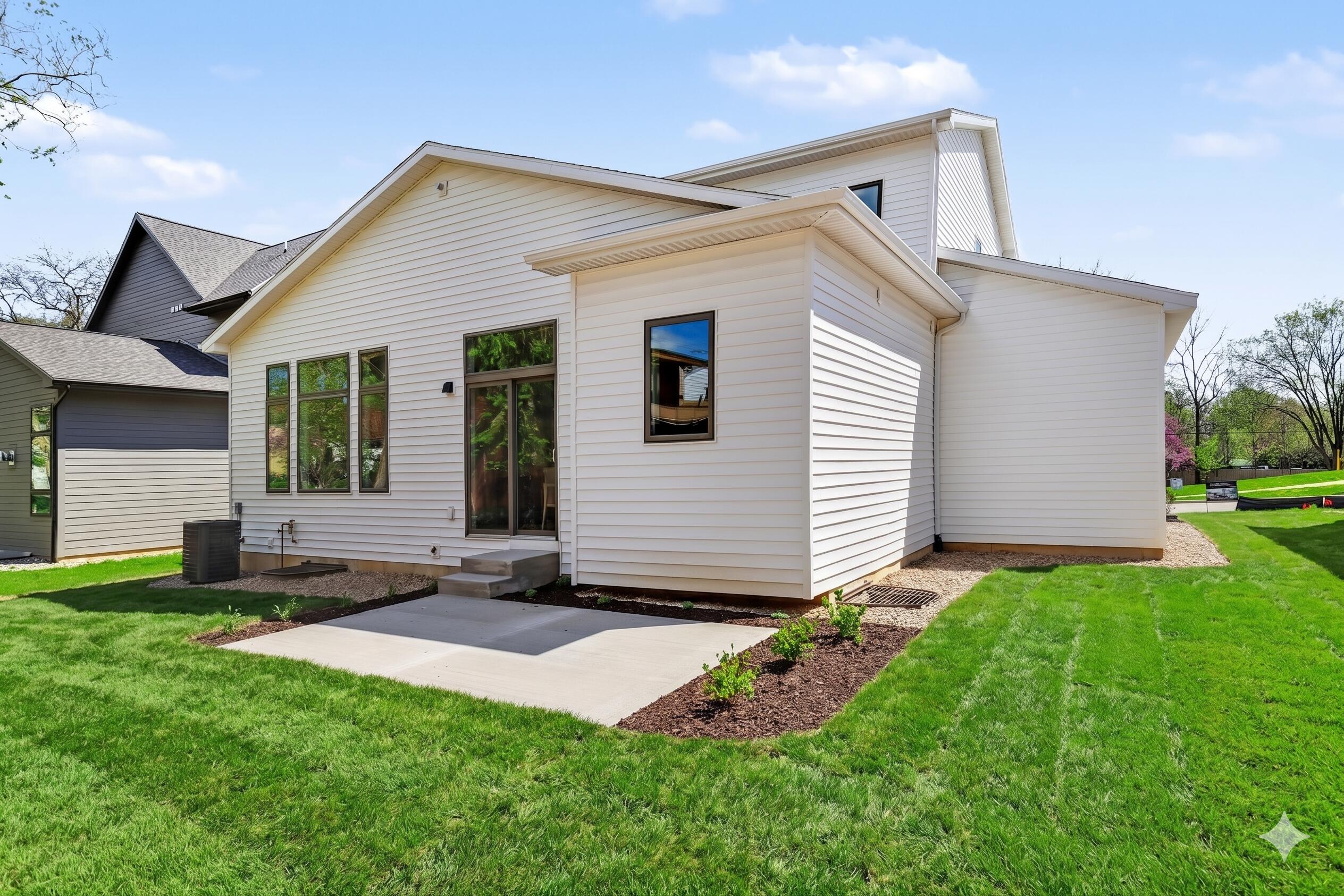 2351 Elinor Lane SE East Grand Rapids MI 49506