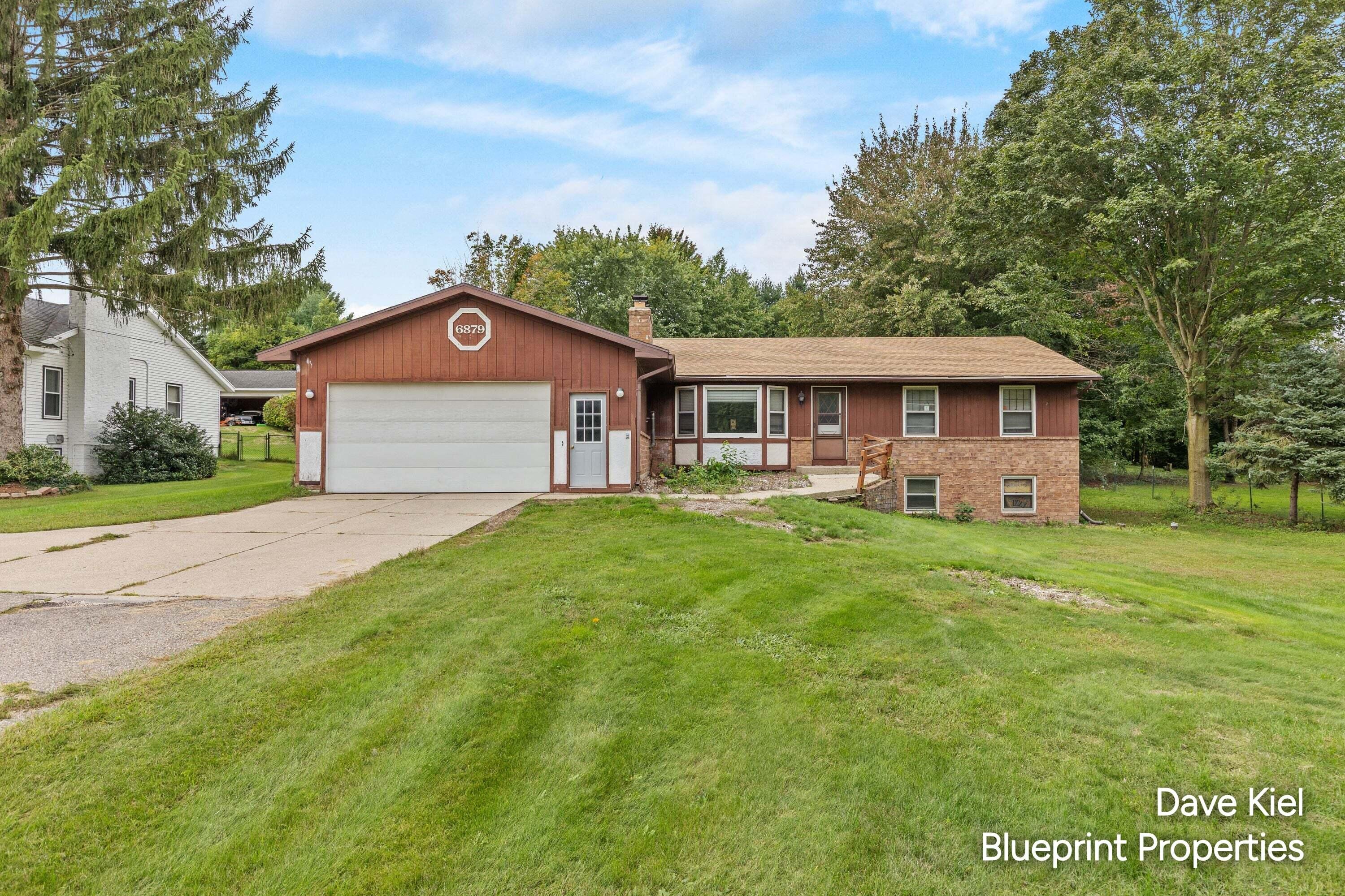 6879 Ivanrest Avenue SW Byron Center MI 49315