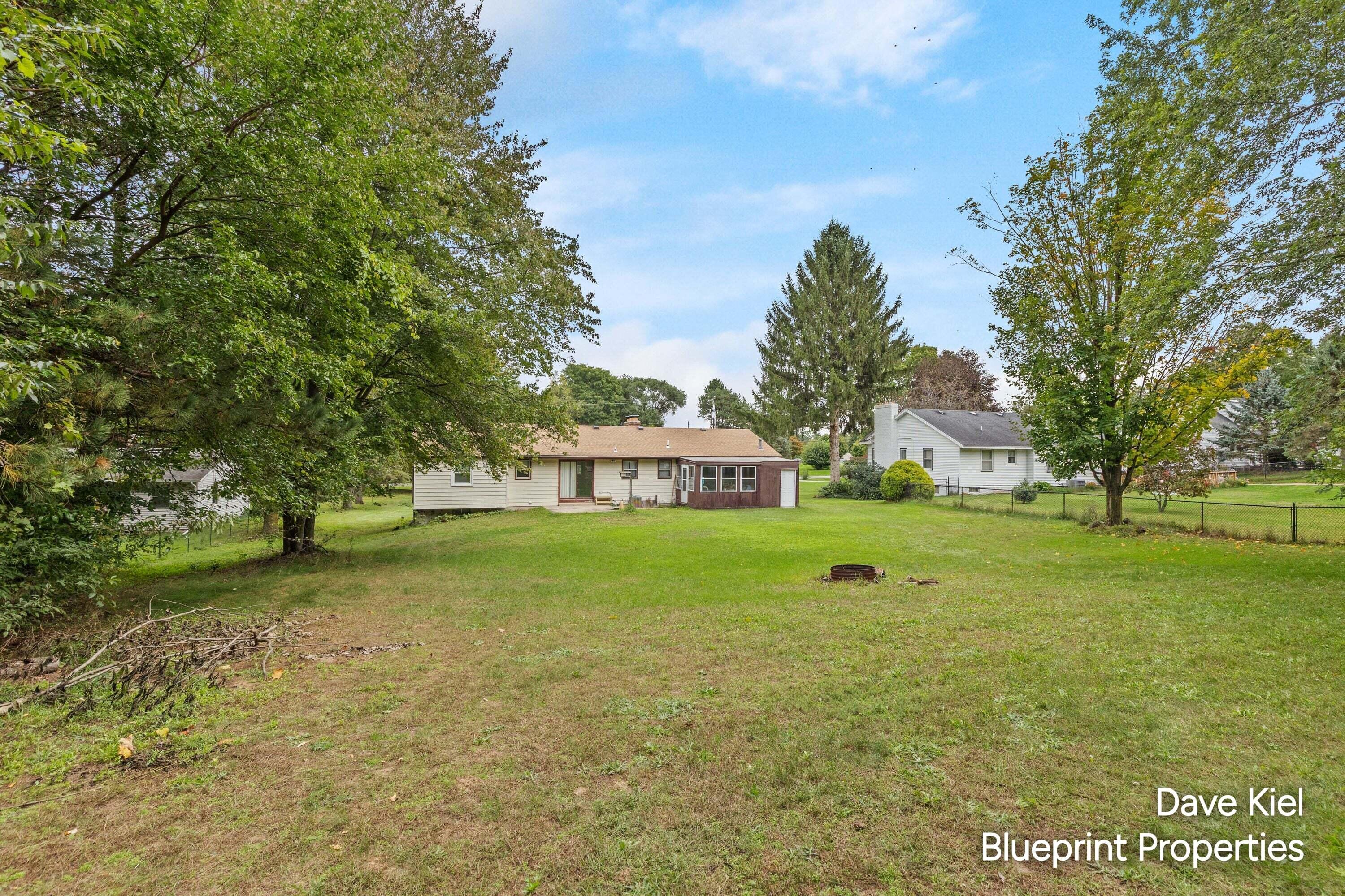 6879 Ivanrest Avenue SW Byron Center MI 49315