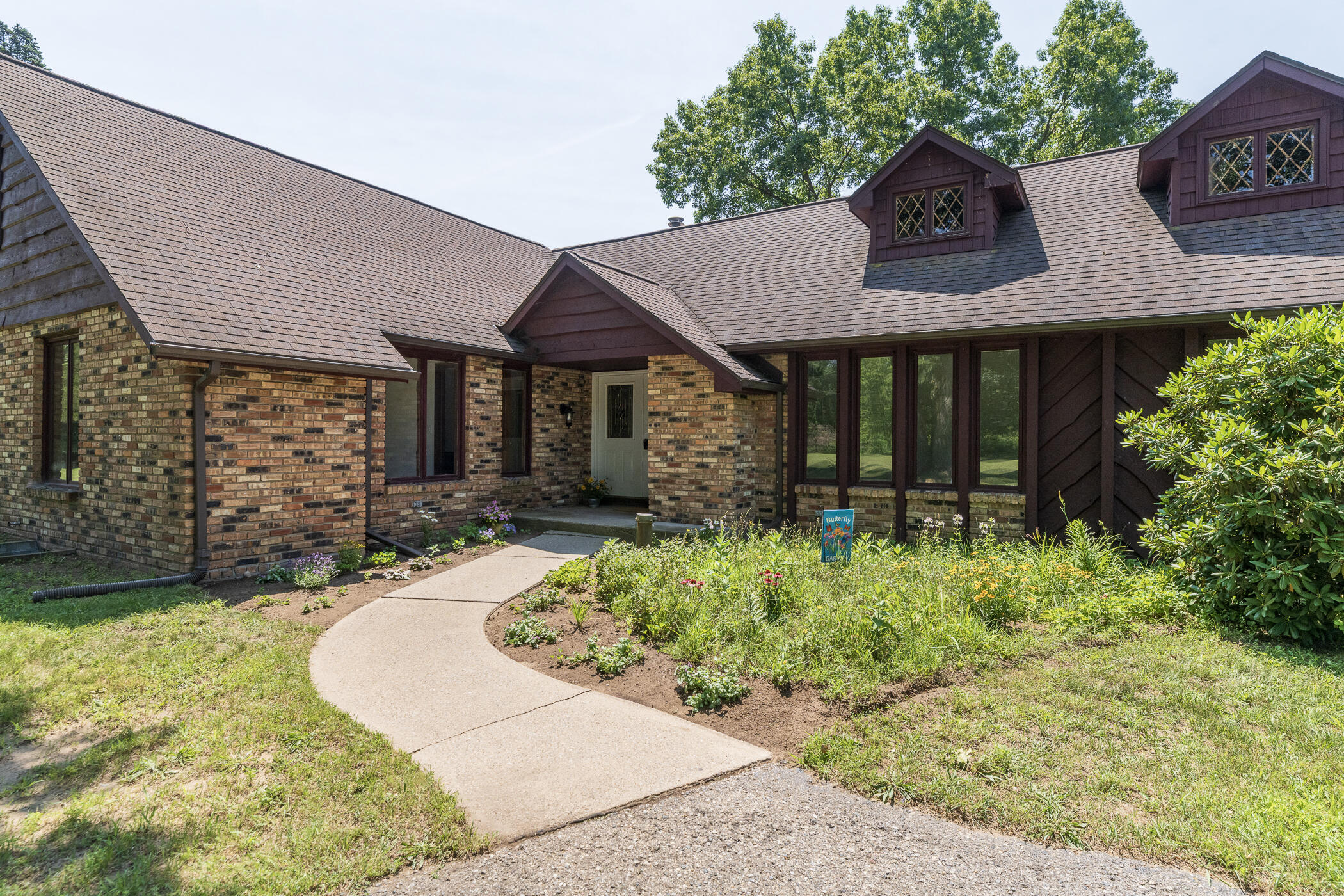 5727 W Q Avenue Kalamazoo MI 49009
