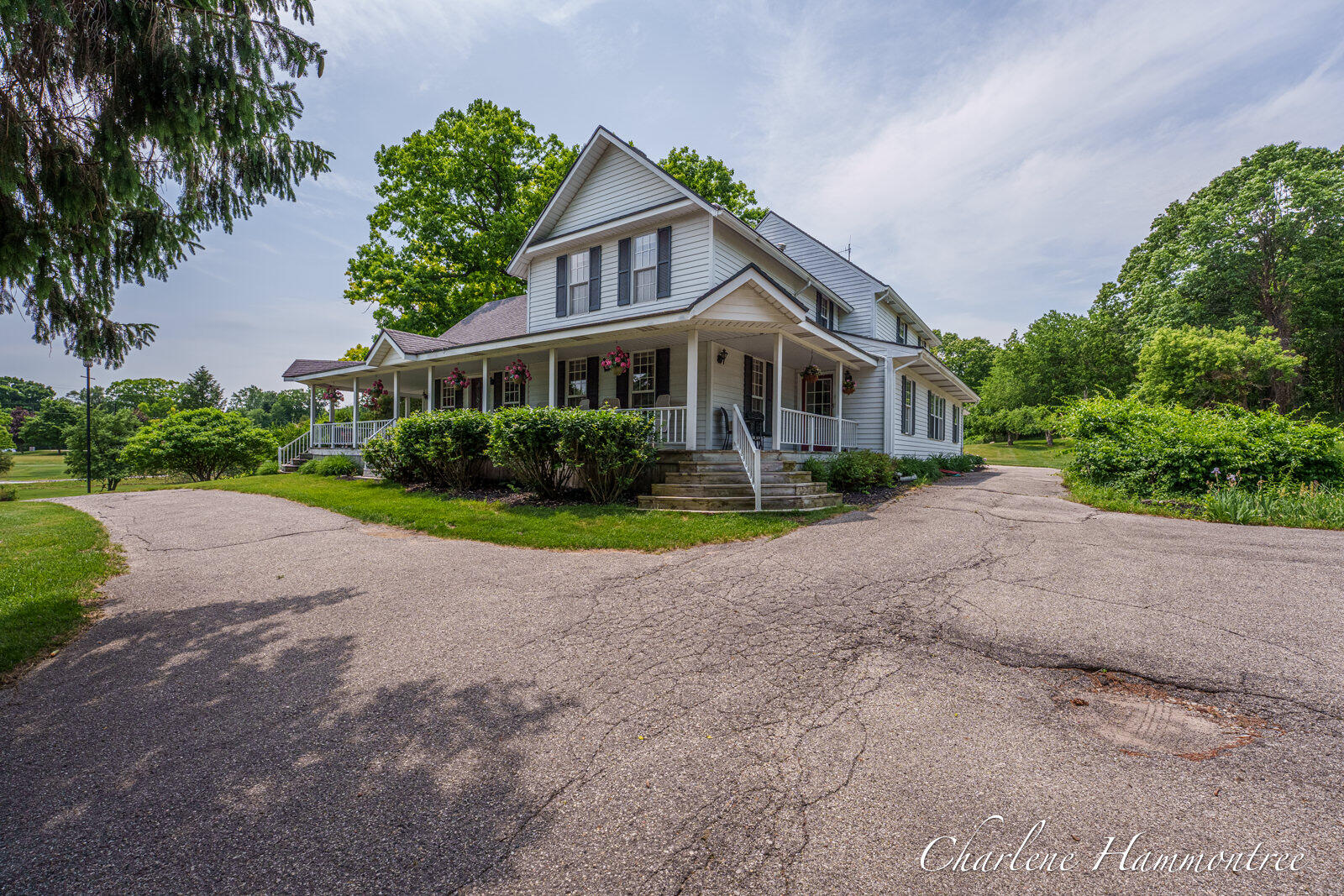 9111 Summit Avenue NE Rockford MI 49341