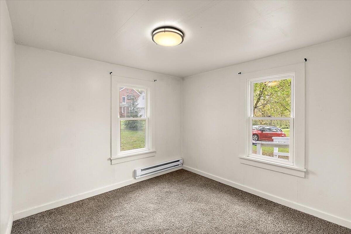 47 Wayne Street Allegan MI 49010