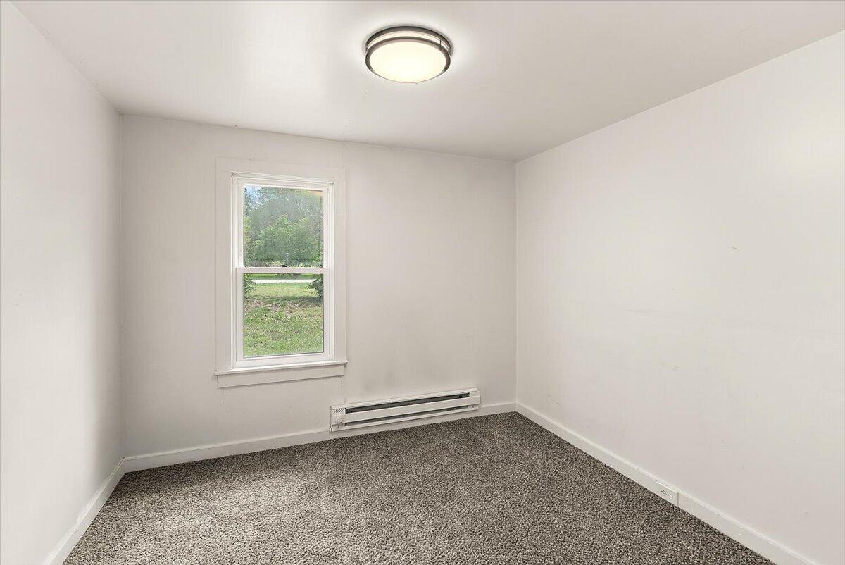 47 Wayne Street Allegan MI 49010