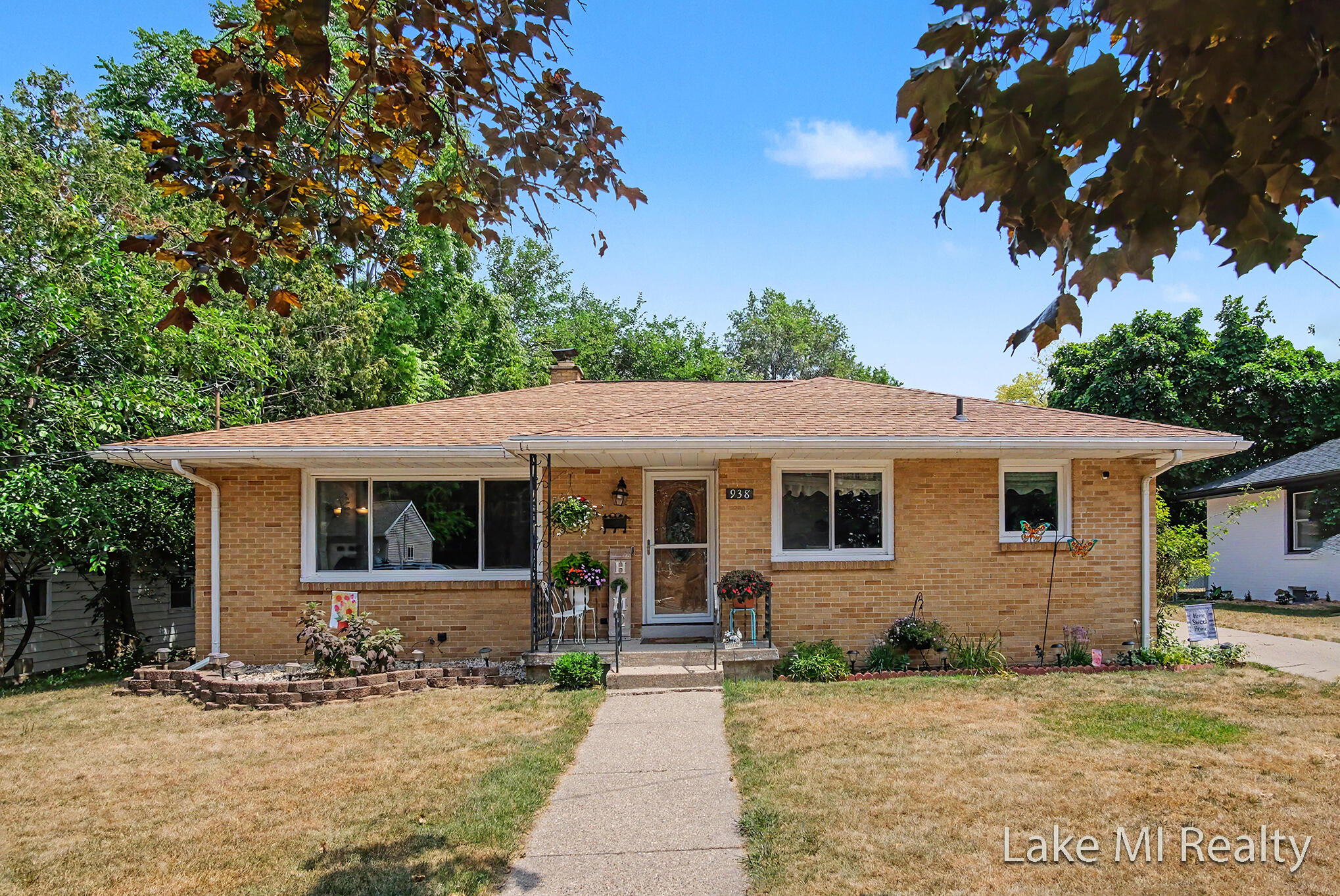938 Calvary Avenue NW Grand Rapids MI 49504