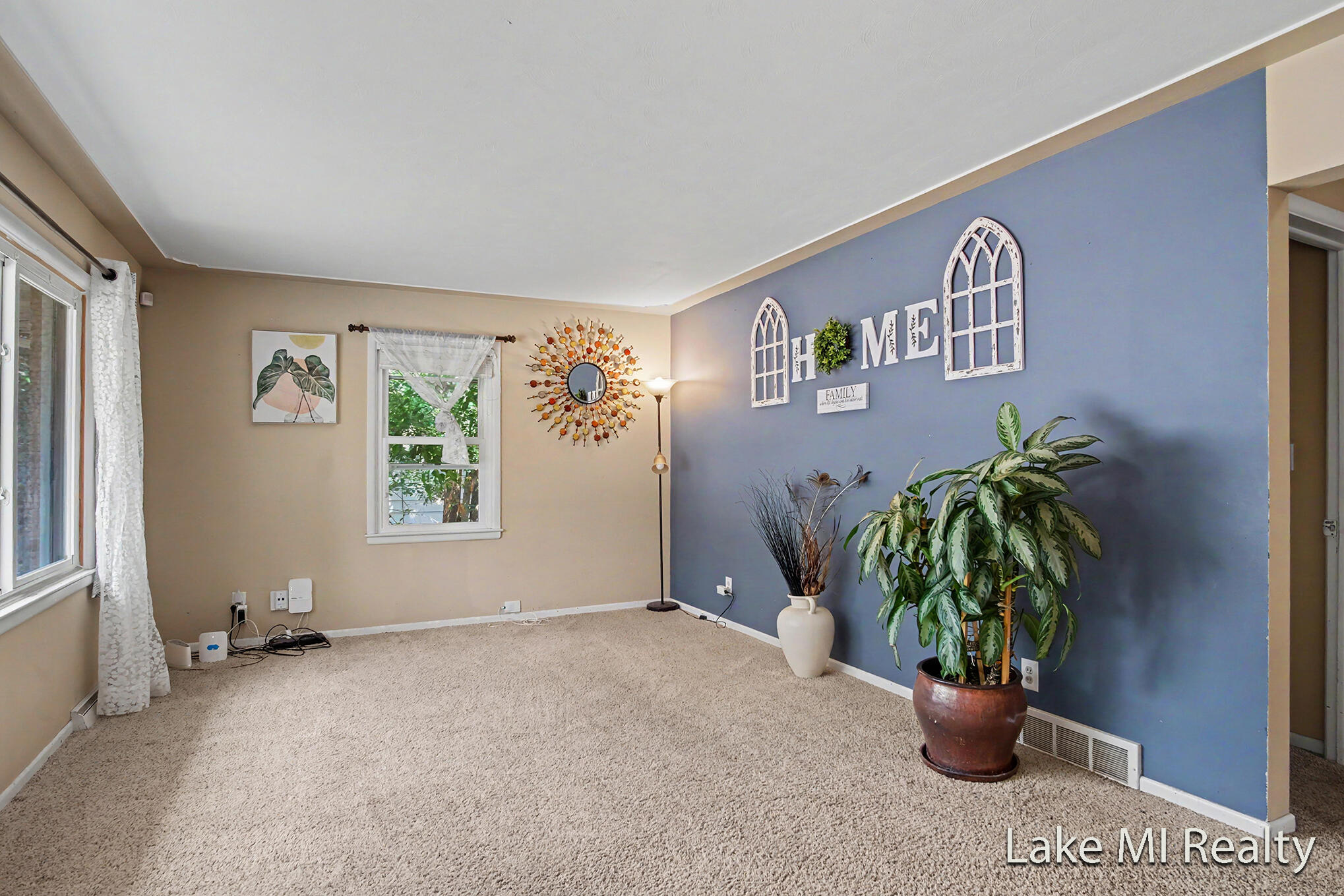 938 Calvary Avenue NW Grand Rapids MI 49504