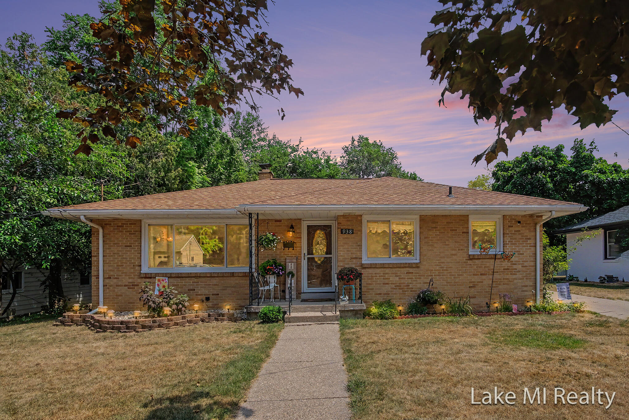 938 Calvary Avenue NW Grand Rapids MI 49504